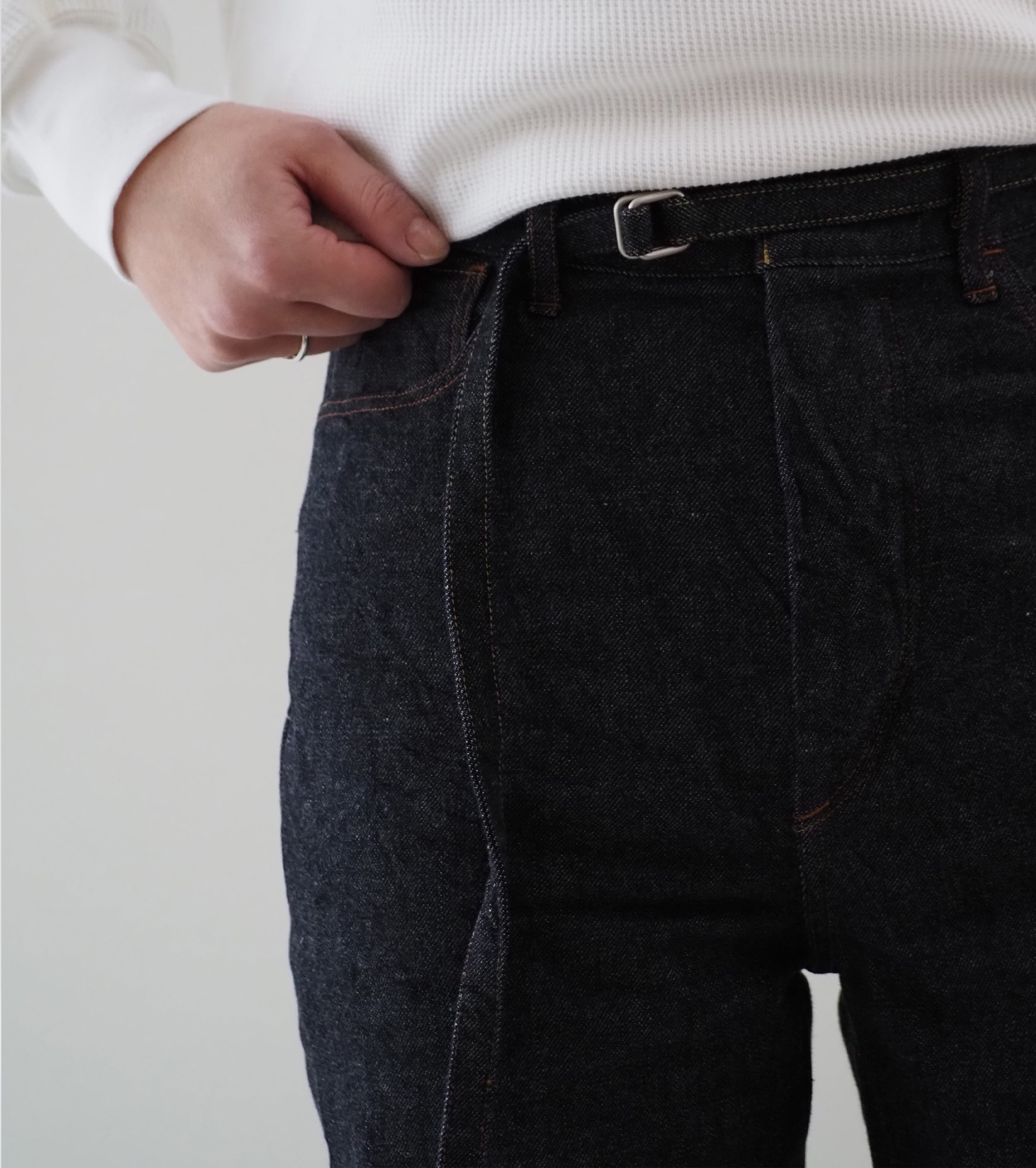 blurhms 12.9oz Denim Narrow Belted Pants, Indigo