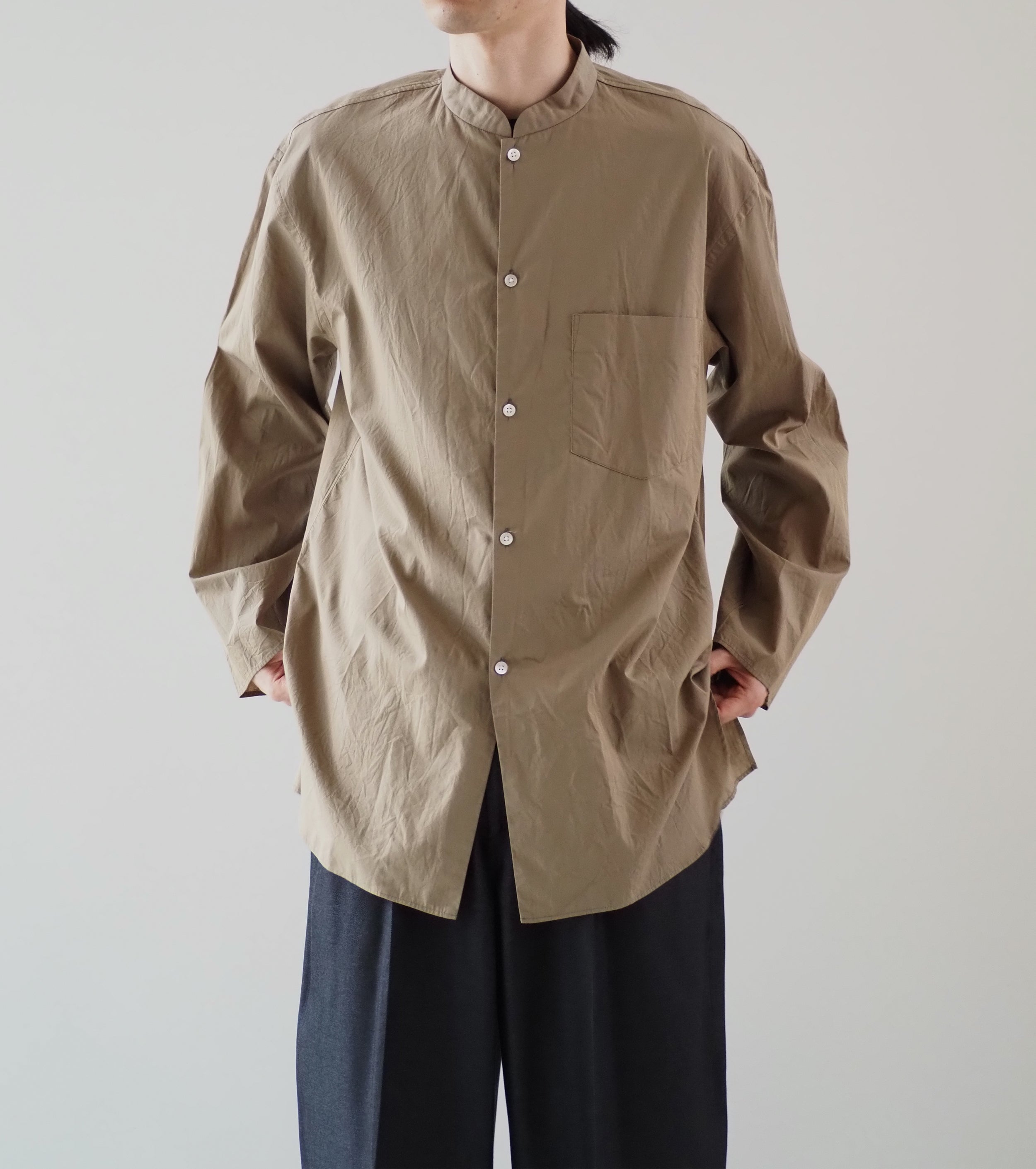 blurhms stand collar cuffless shirt,Olive Beige