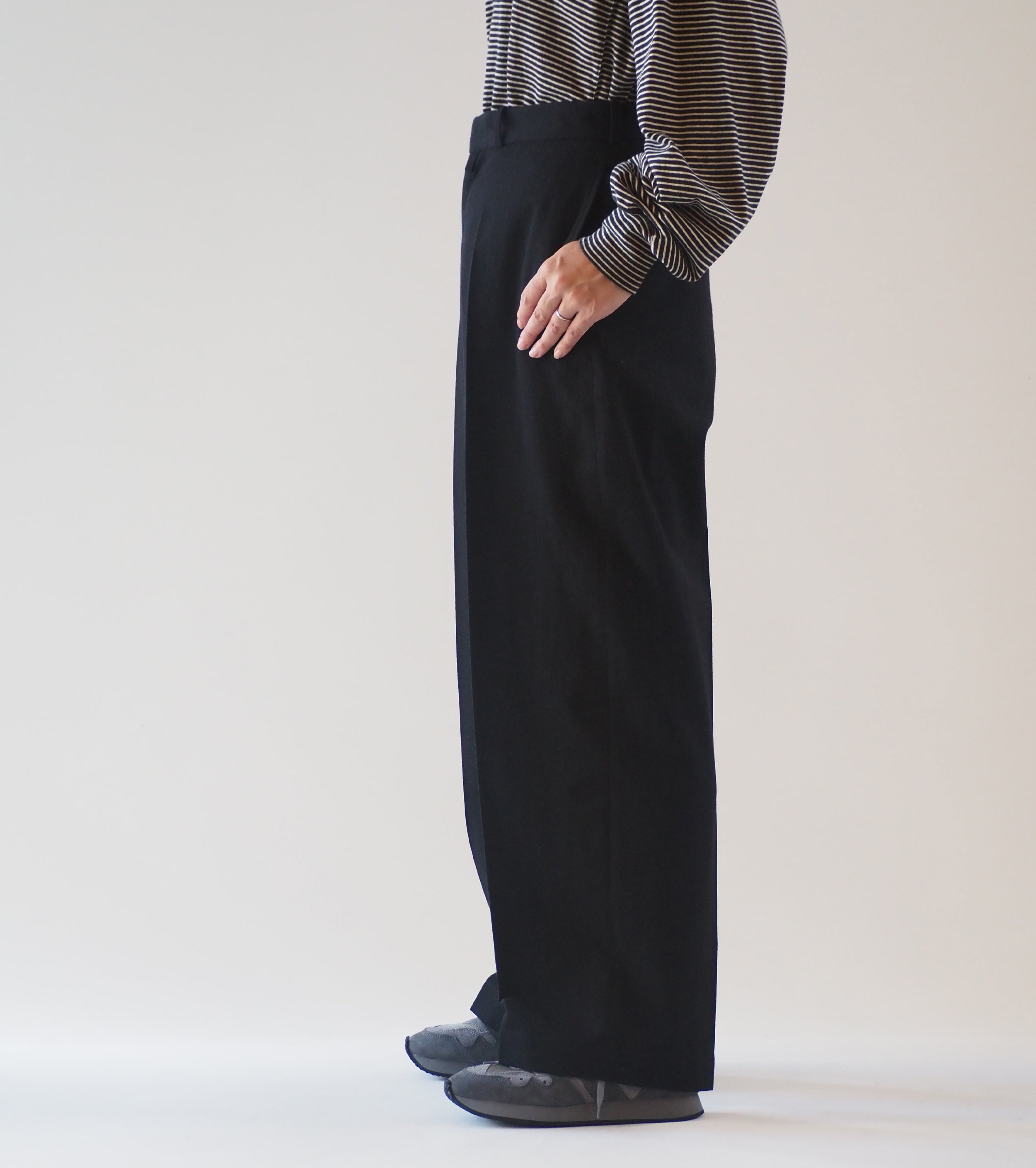 blurhms Rough Wool Gabardine Trousers , Black Navy