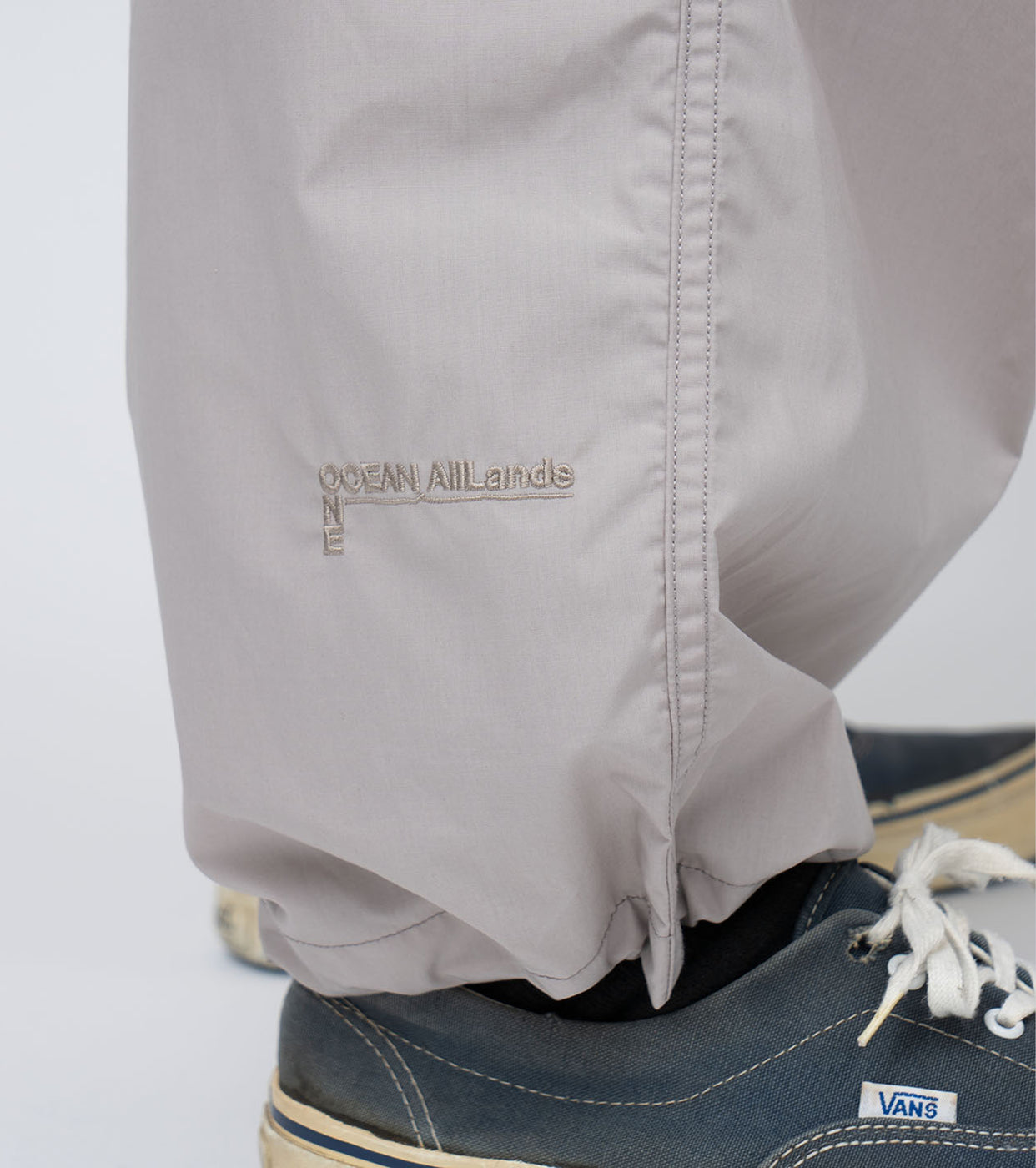 nanamica Cargo Deck Pants , Gray Beige