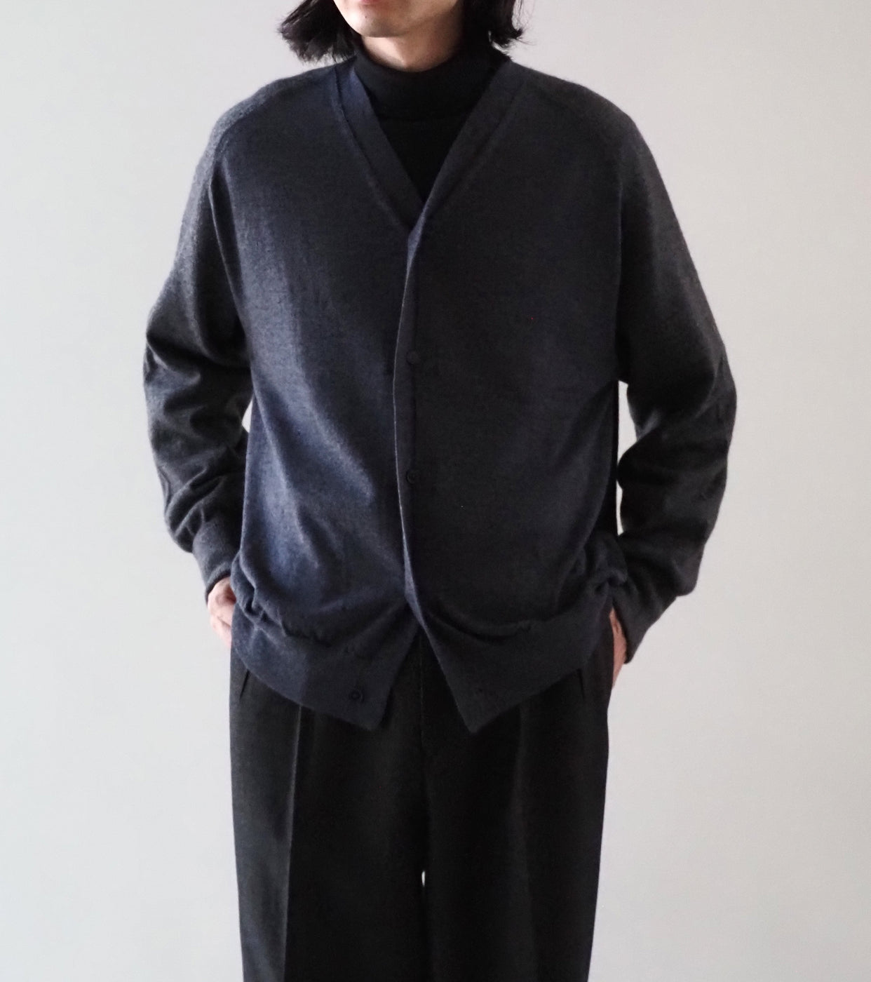 MAATEE&SONS Combi V Cardigan , Charcoal Gray