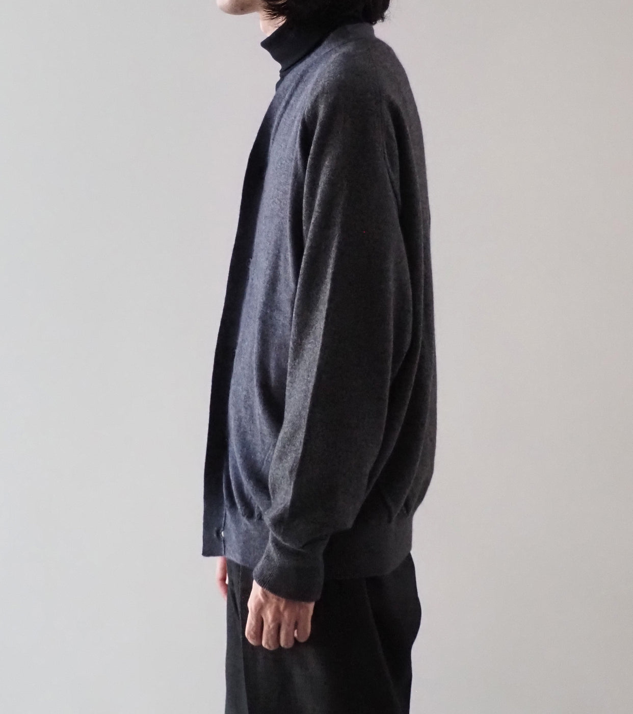 MAATEE&SONS Combi V Cardigan , Charcoal Gray