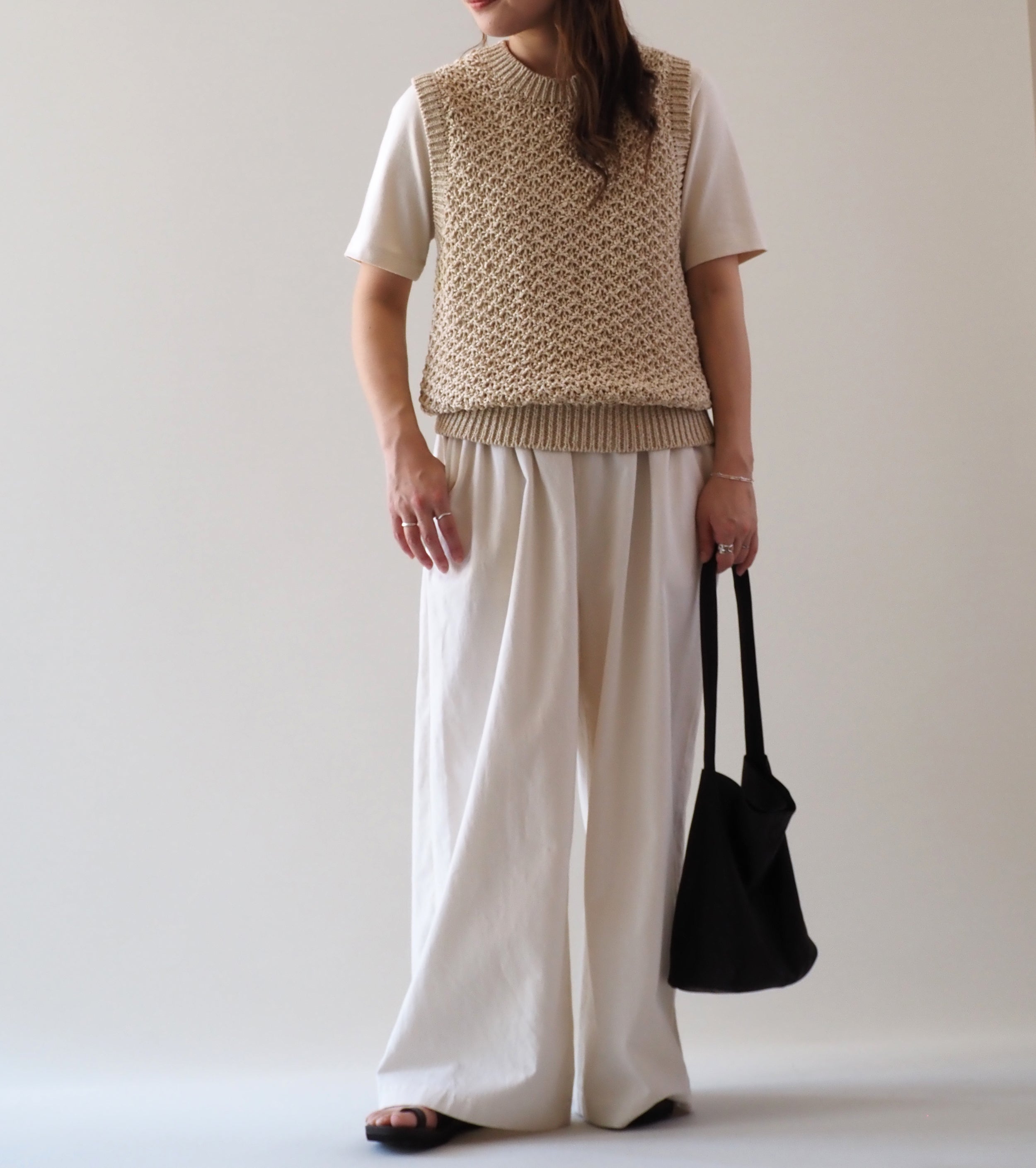 Yonetomi GIMA MESH KNIT VEST, Beige