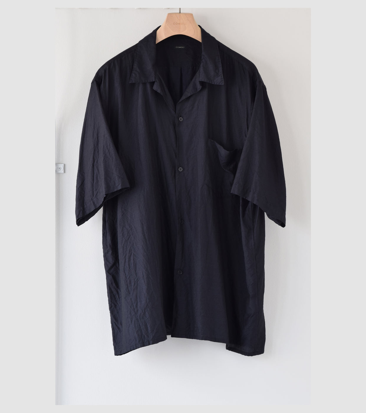 COMOLI Wool silk Short Sleeved Open Collar Shirt , Navy