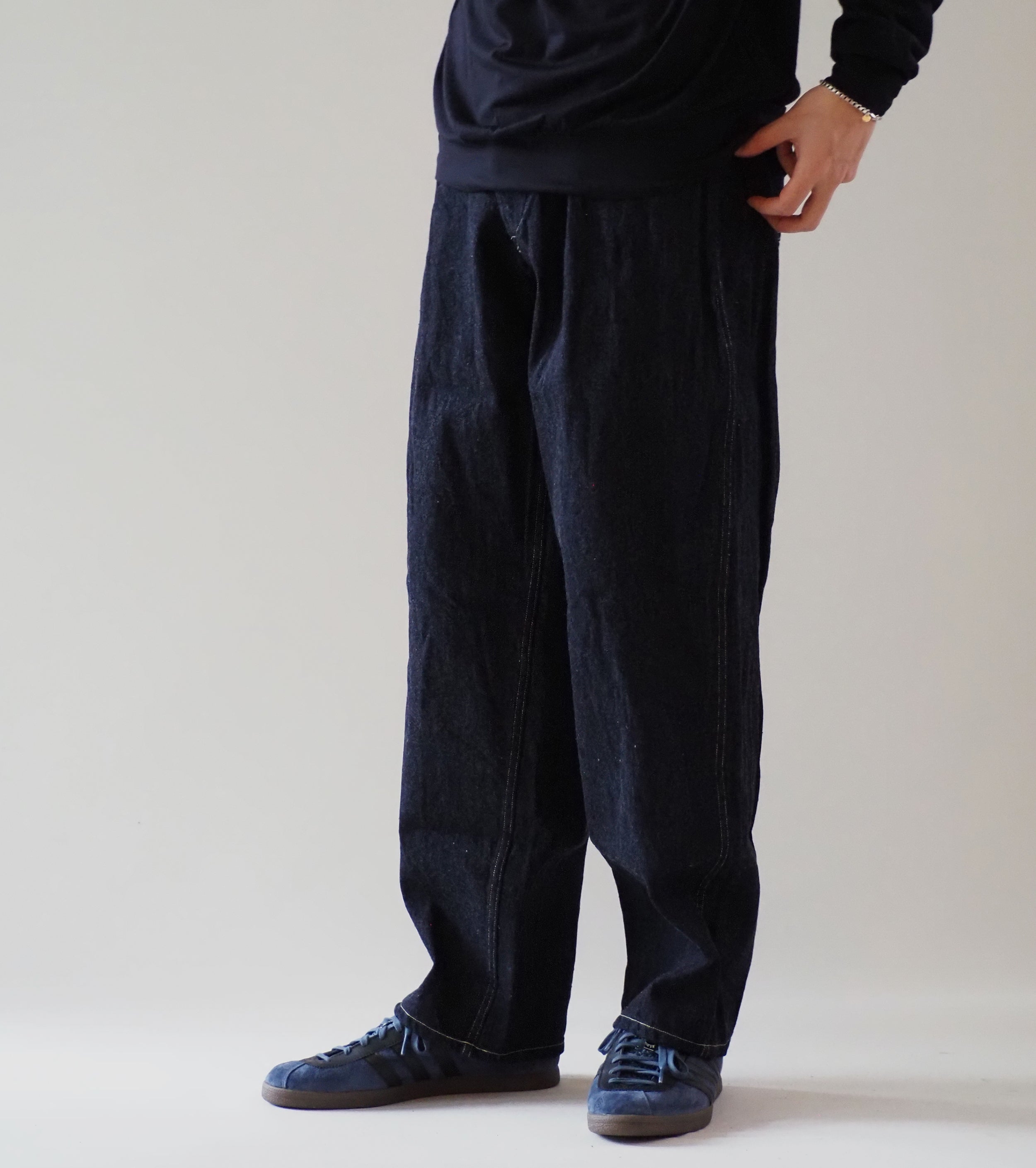 COMOLI Denim Belted Pants, Navy