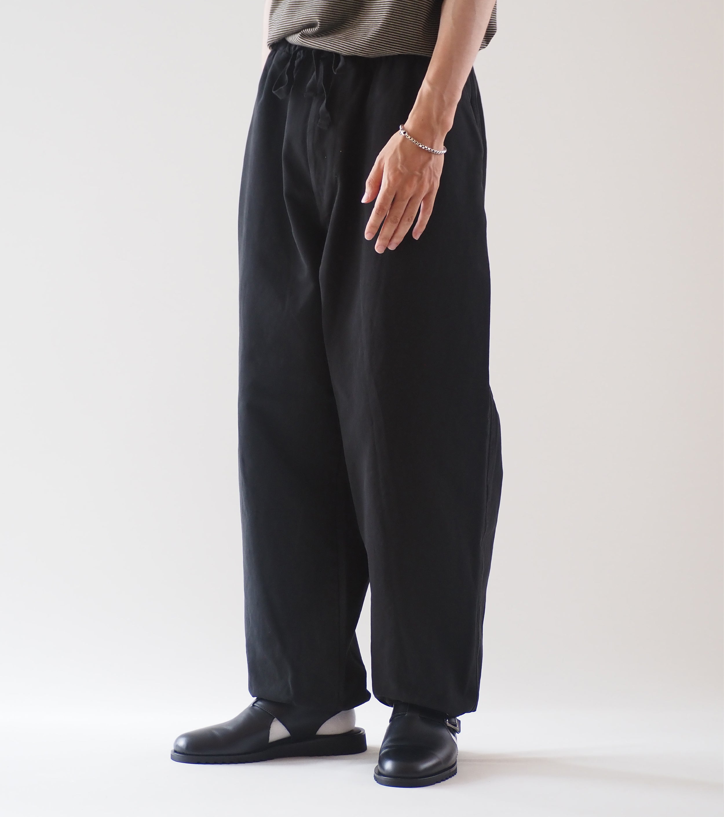 COMOLI Product dyed drawstring pants, Black