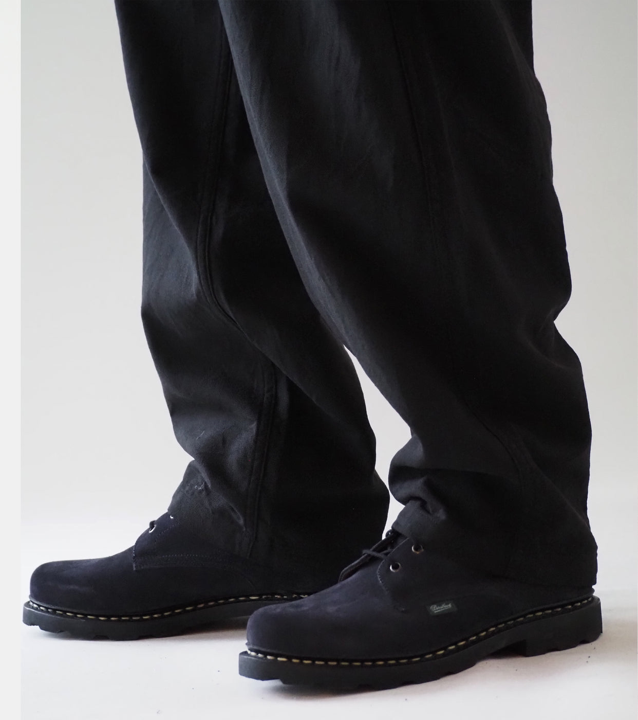 COMOLI Cotton Ducks Tapered Pants, Black