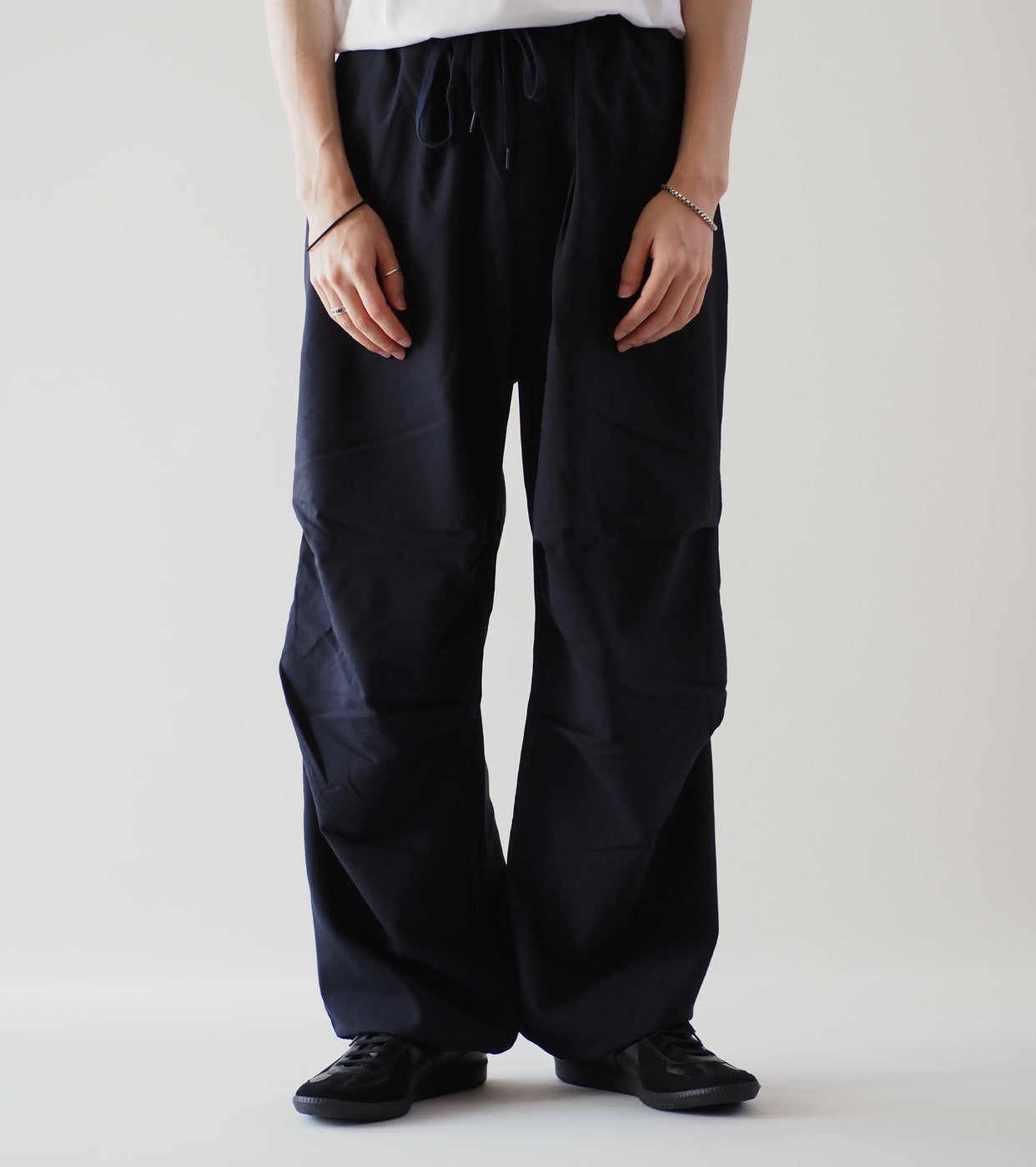 COMOLI Wool Knee Tuck Pants, Navy