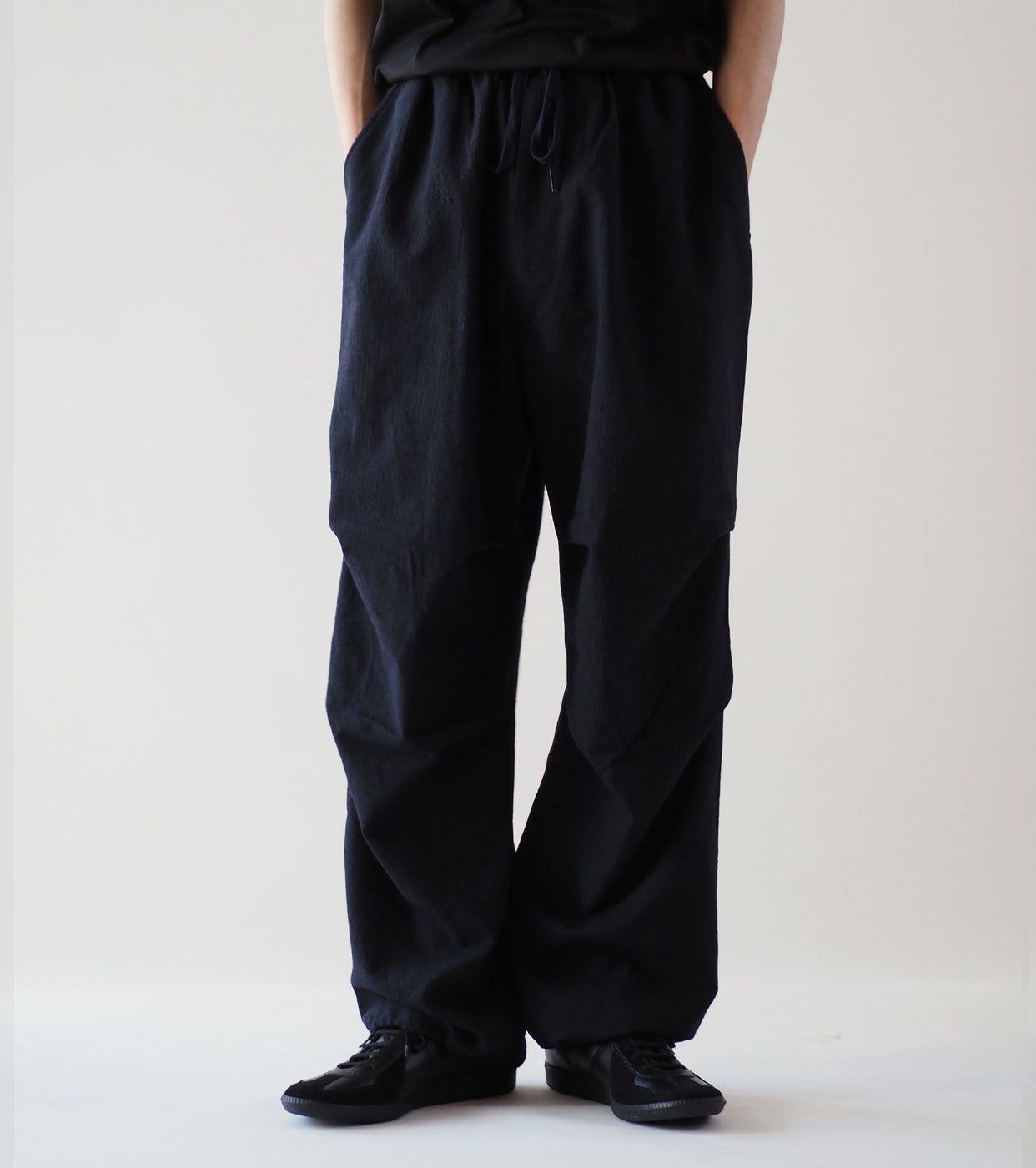 COMOLI Wool Knee Tuck Pants, Stripe