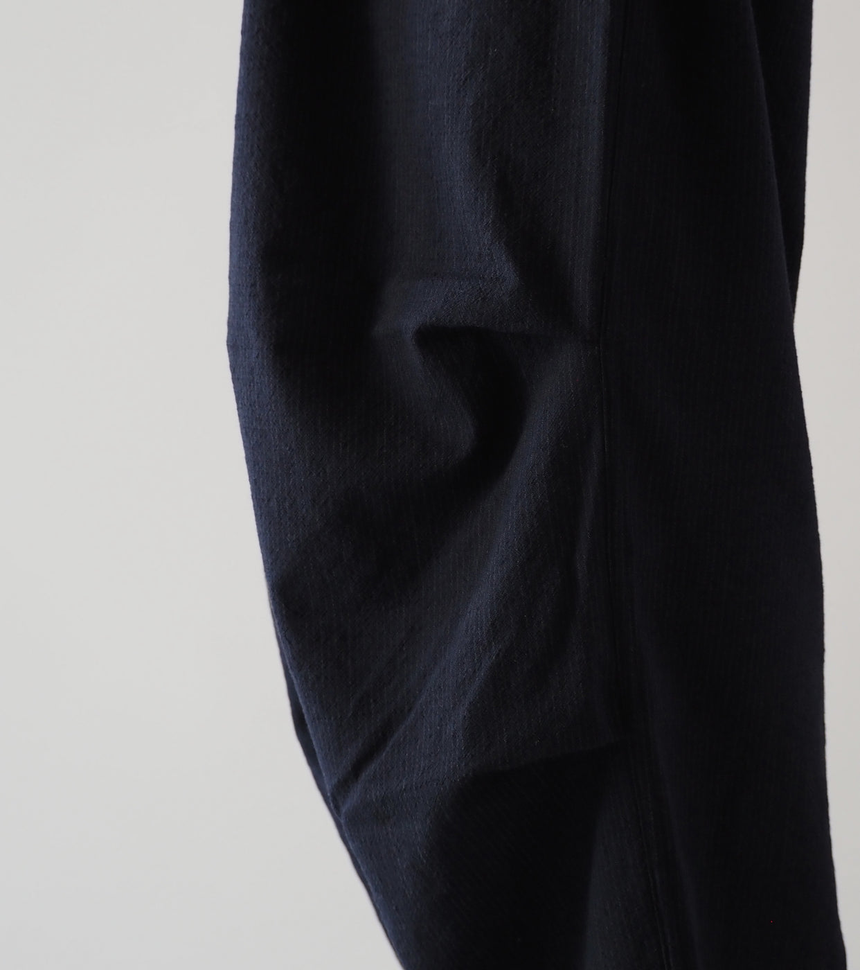 COMOLI Wool Knee Tuck Pants, Stripe