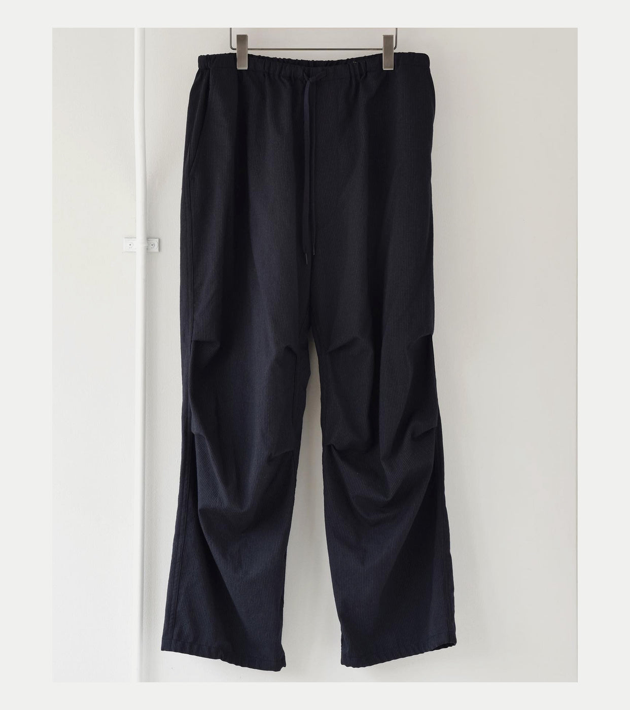 COMOLI Wool Knee Tuck Pants, Stripe