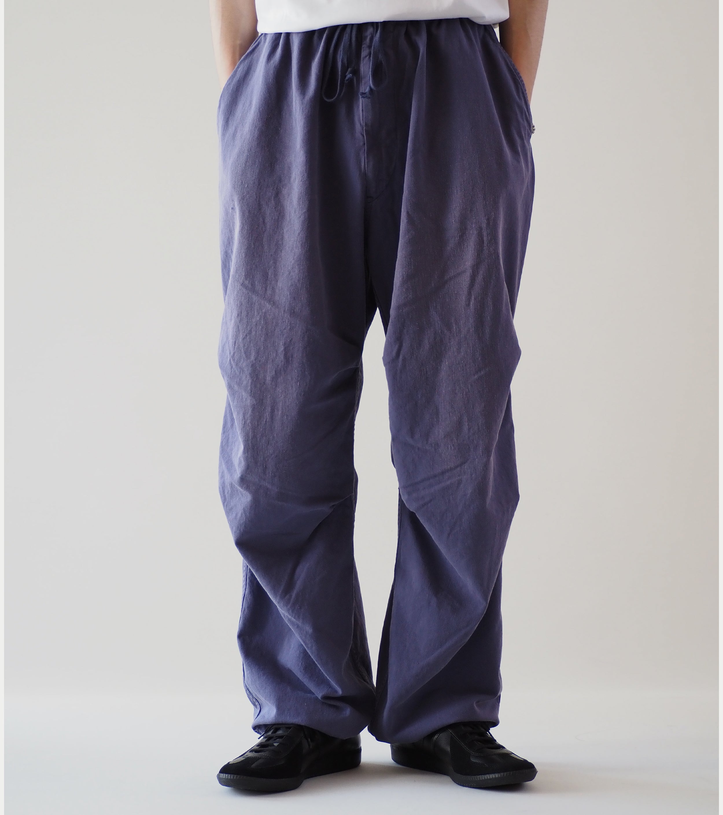 COMOLI Cotton Drill Knee Tuck Pants, Fade Blue