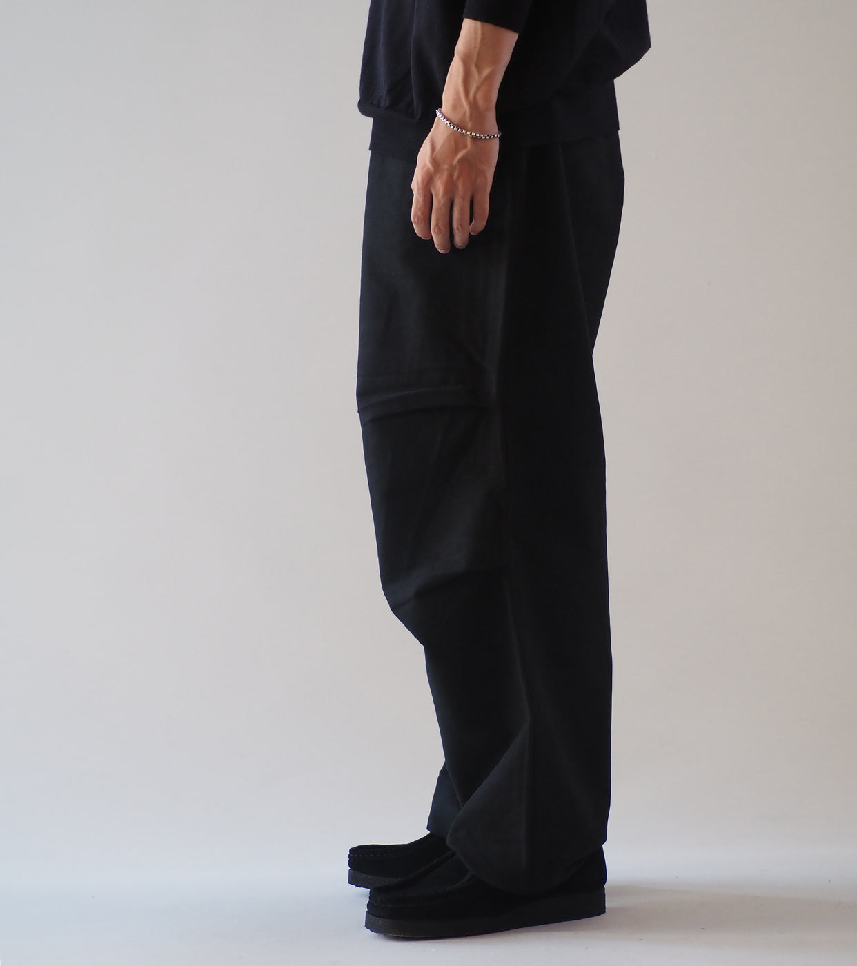 COMOLI Moleskin Knee Tuck Pants, Black