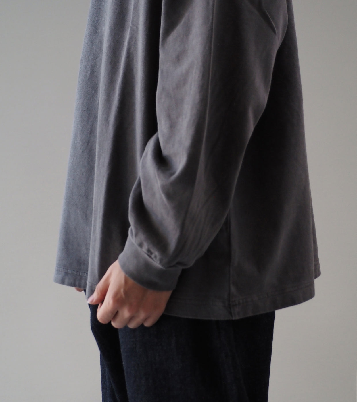 Blurhms Hollow Yarn L/S Tee , Fade Black