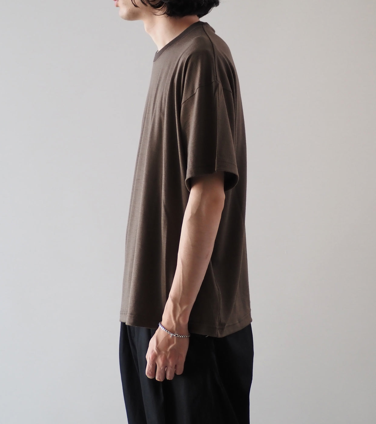 Nonnotte New Standard T-Shirt Super120’ Washable Jersey , Olive Brown