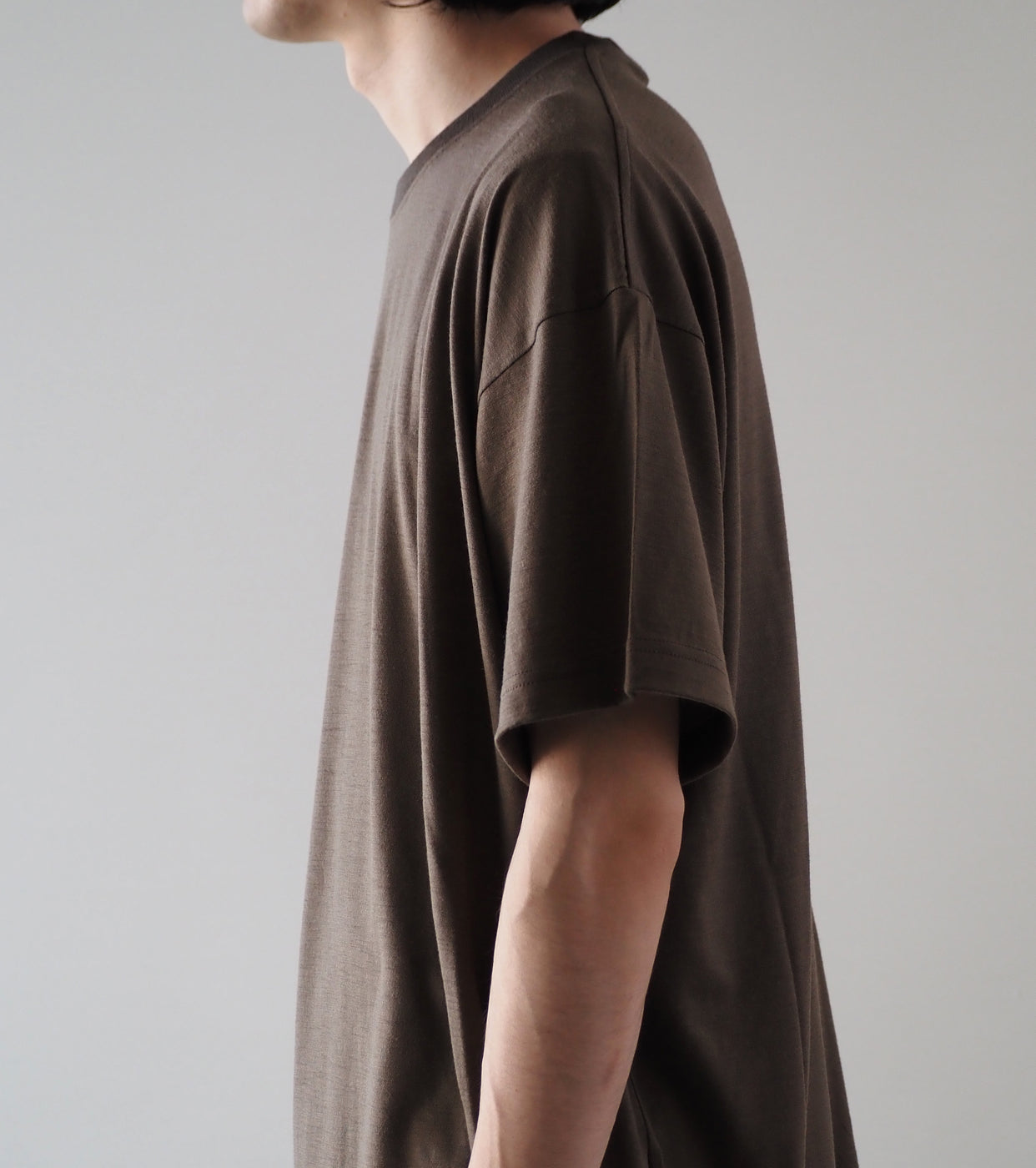 Nonnotte New Standard T-Shirt Super120’ Washable Jersey , Olive Brown