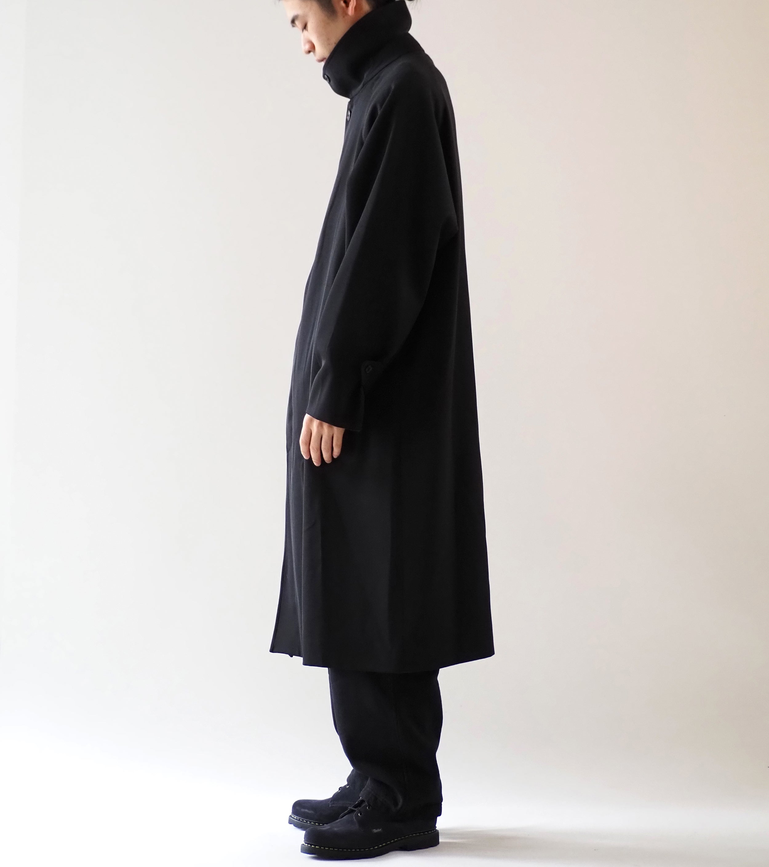 COMOLI Wool Gaba Ball Collar Coat , Black