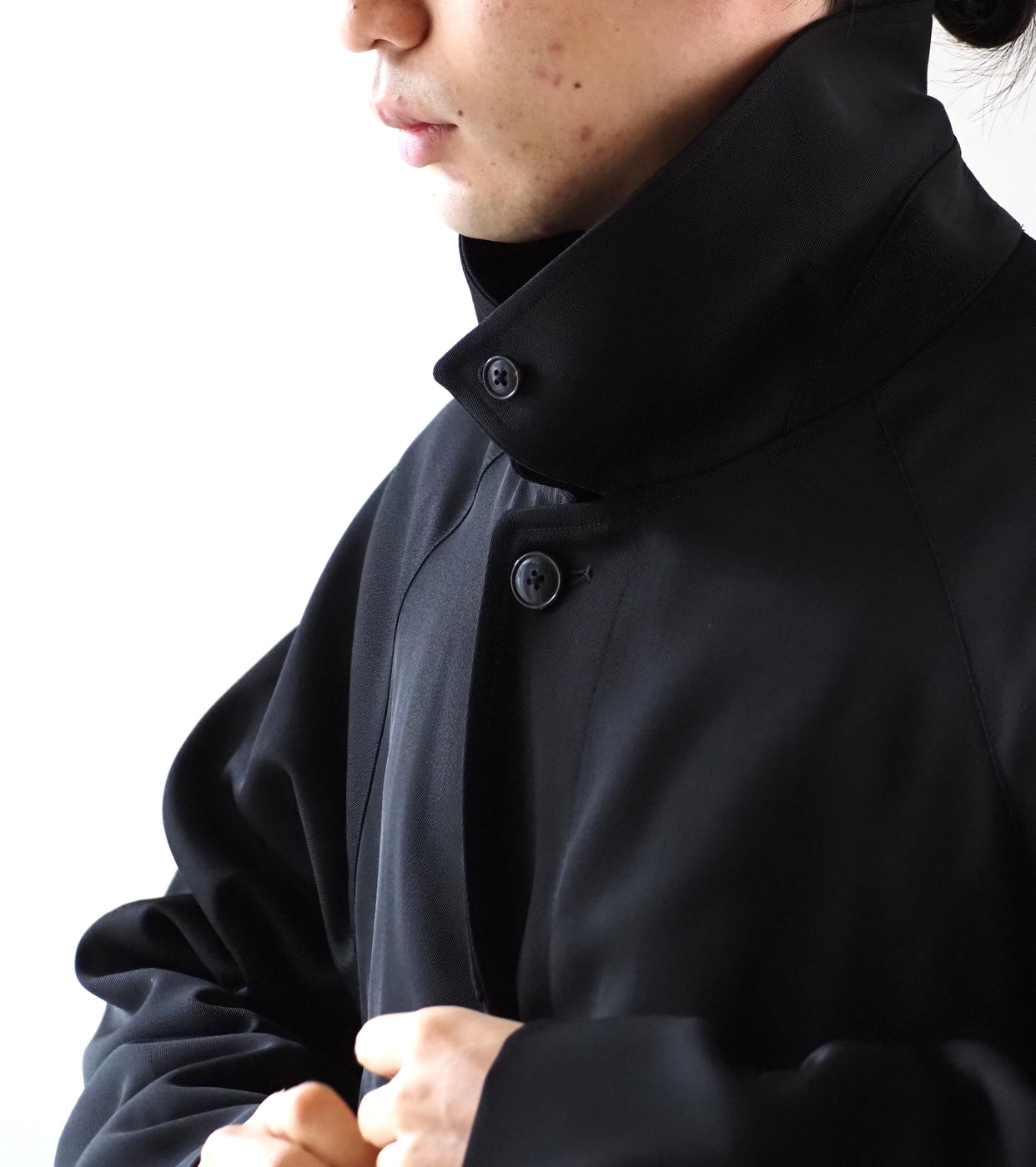 COMOLI Wool Gaba Ball Collar Coat , Black