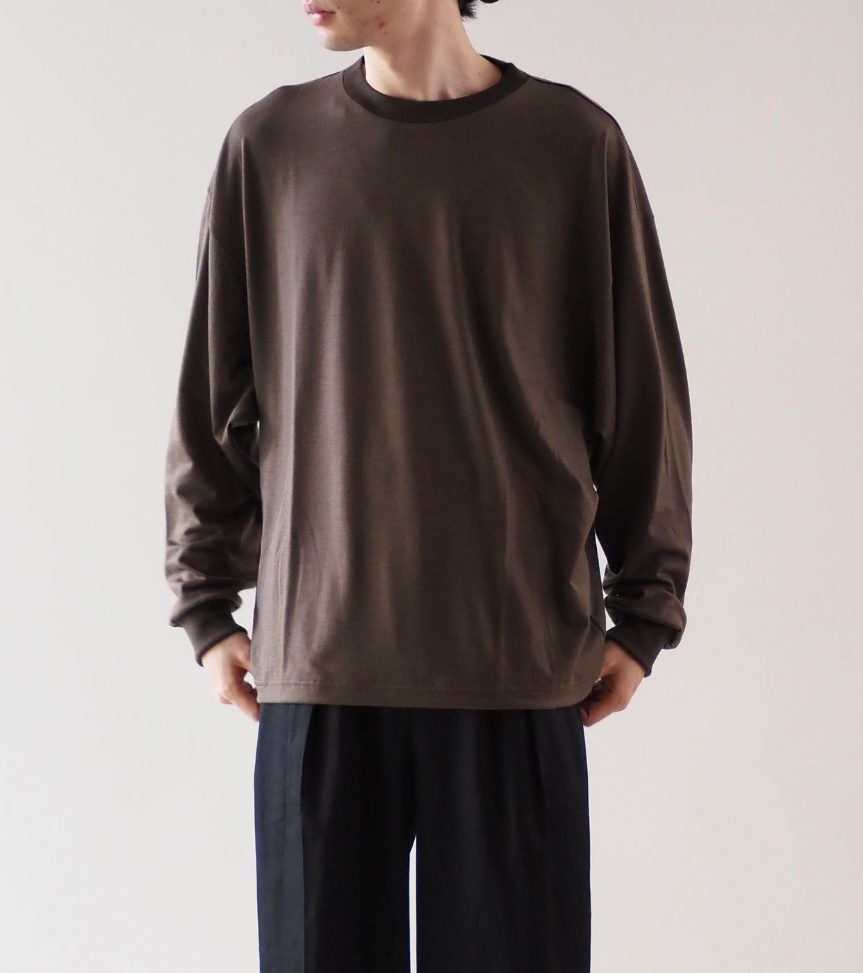 Nonnotte New Tapered Over Sized Long Sleeve, Olive Brown