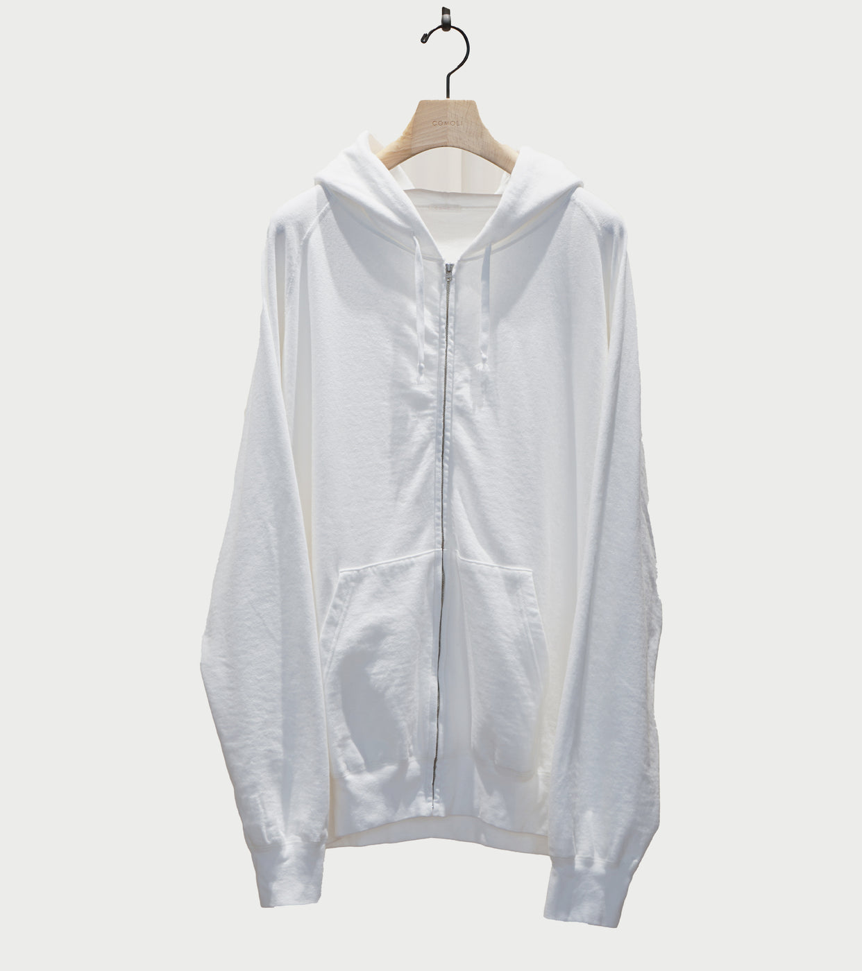 COMOLI LW Cotton Loopback Zip Hoodie, White
