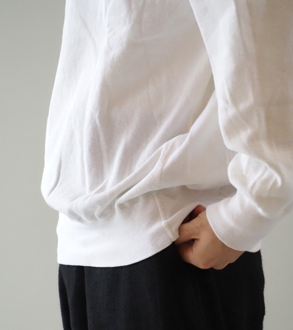 COMOLI LW Cotton Loopback Crew Neck, White
