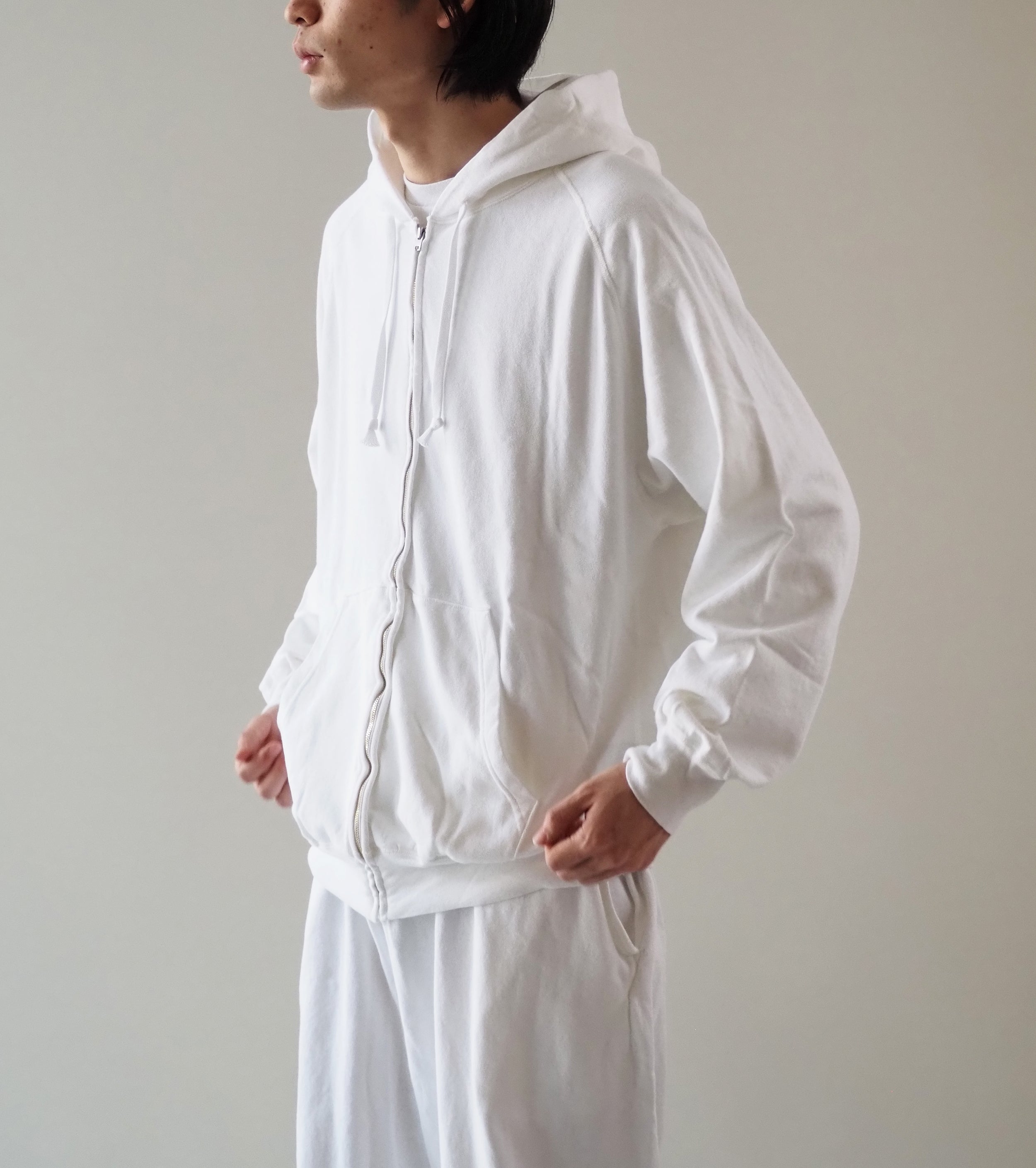 25SS LWコットン裏毛ジップパーカ　サイズ4 COMOLI コモリ LWコットン裏毛 ジップパーカ サイズ4 - メルカリ