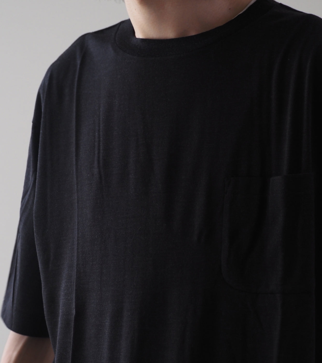 COMOLI Summer Wool Short Sleeve T-Shirt , Charcoal