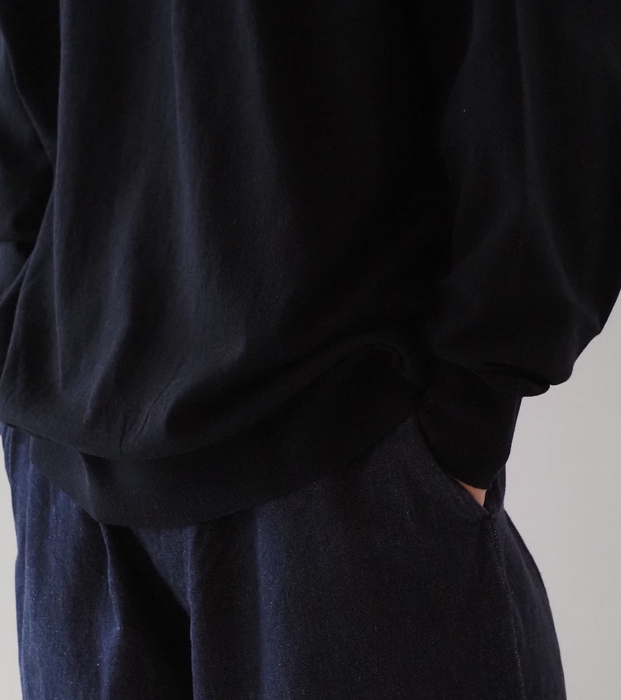 COMOLI Cotton Crew Neck Knit , Black