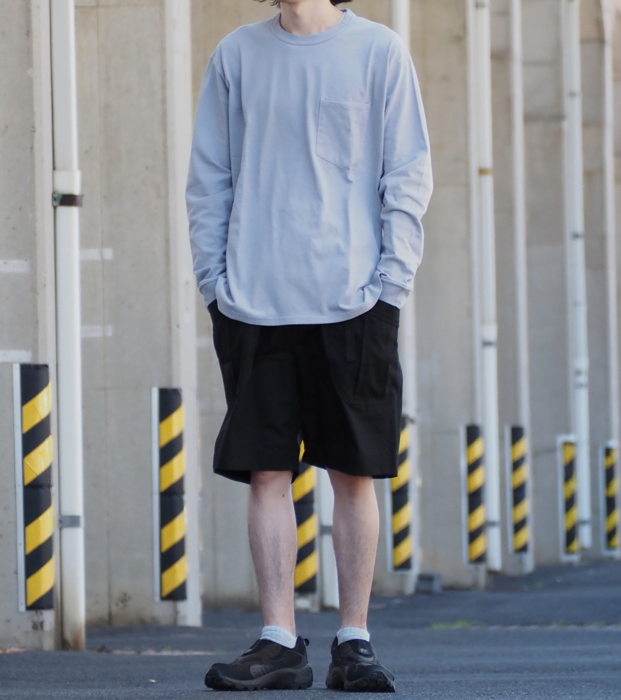 8oz Field Long Sleeve Pocket Tee, Light Gray