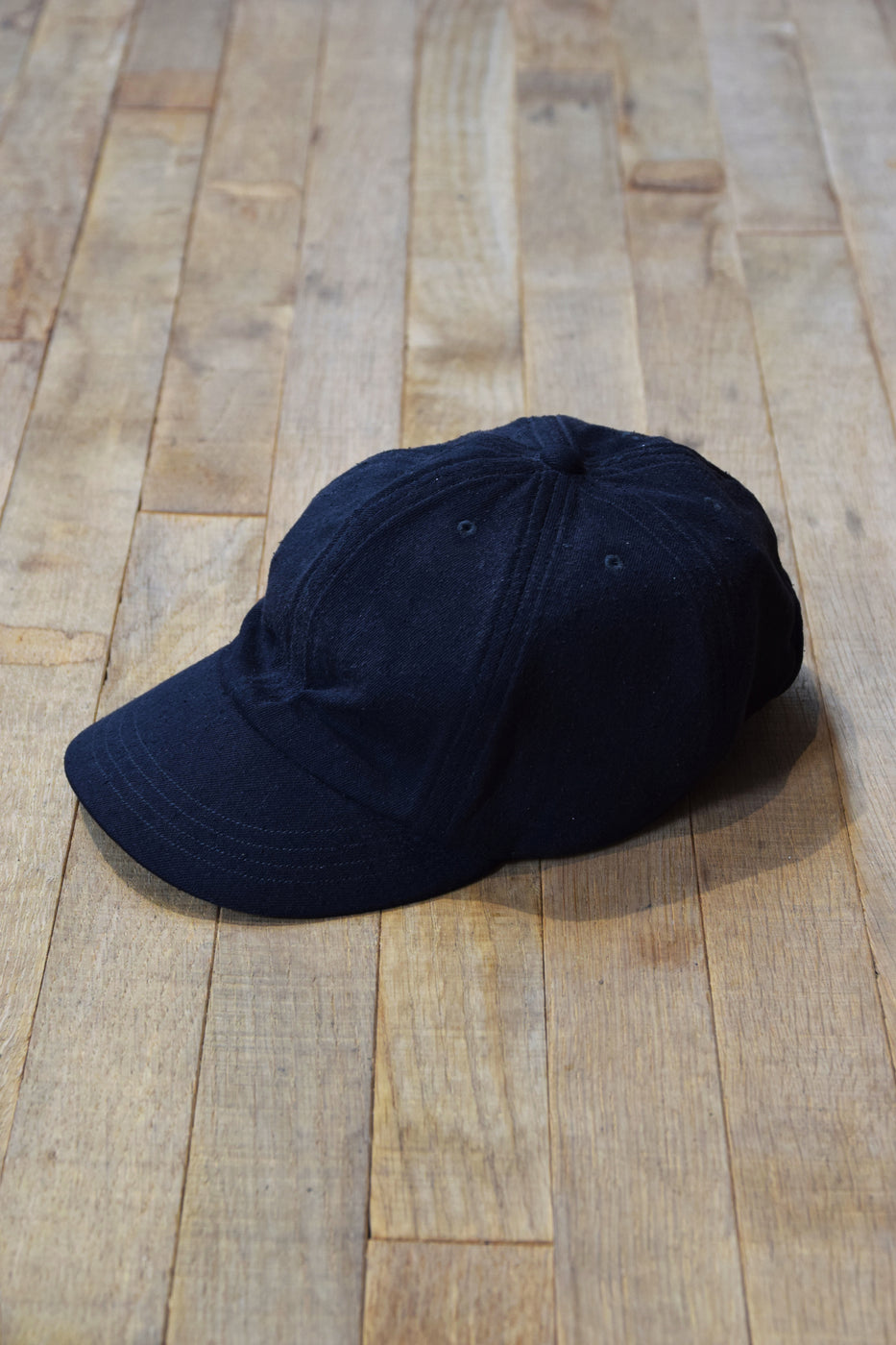 COMOLI Silk Nep Cap, Black