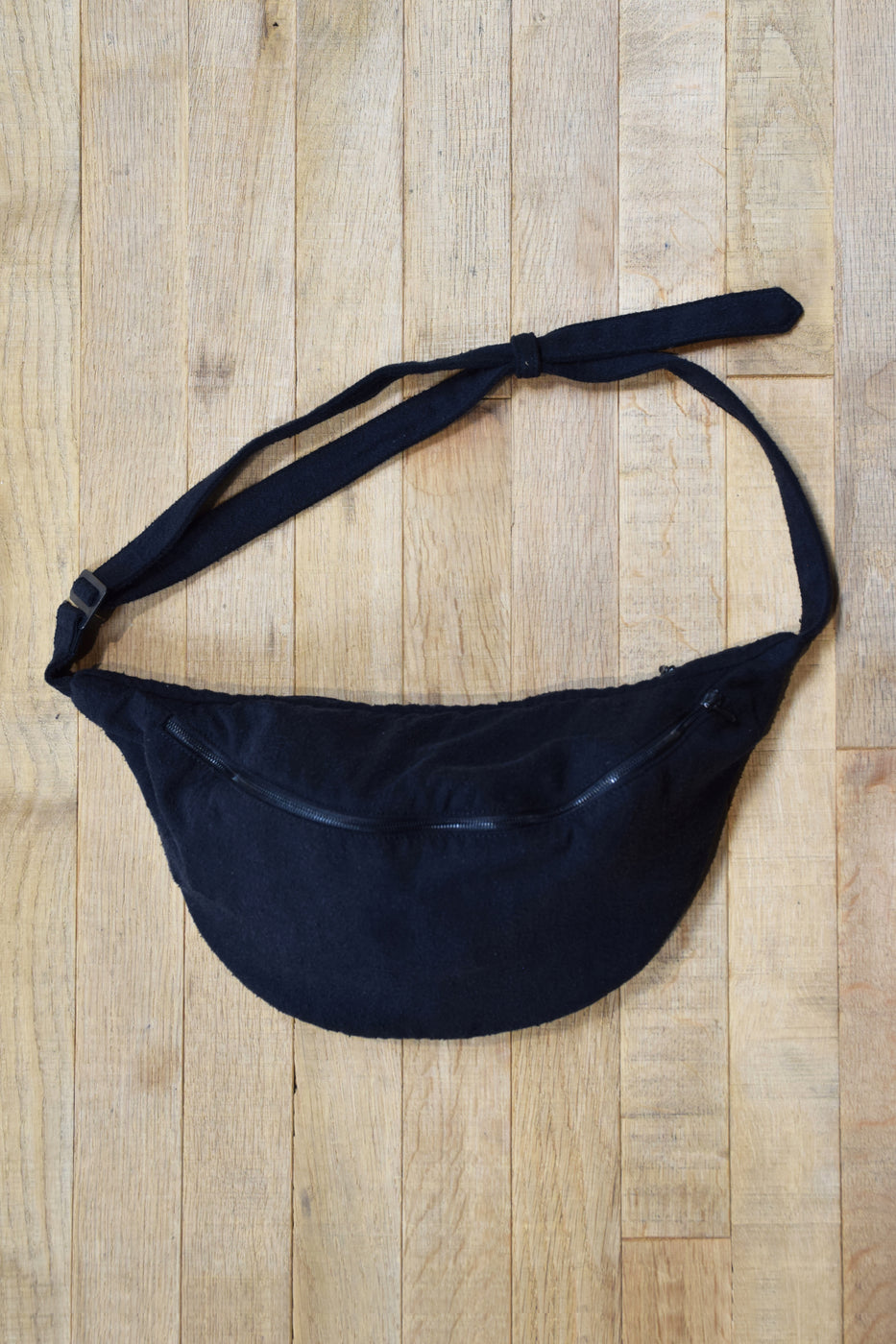 COMOLI Silk Nep WAIST BAG, Black