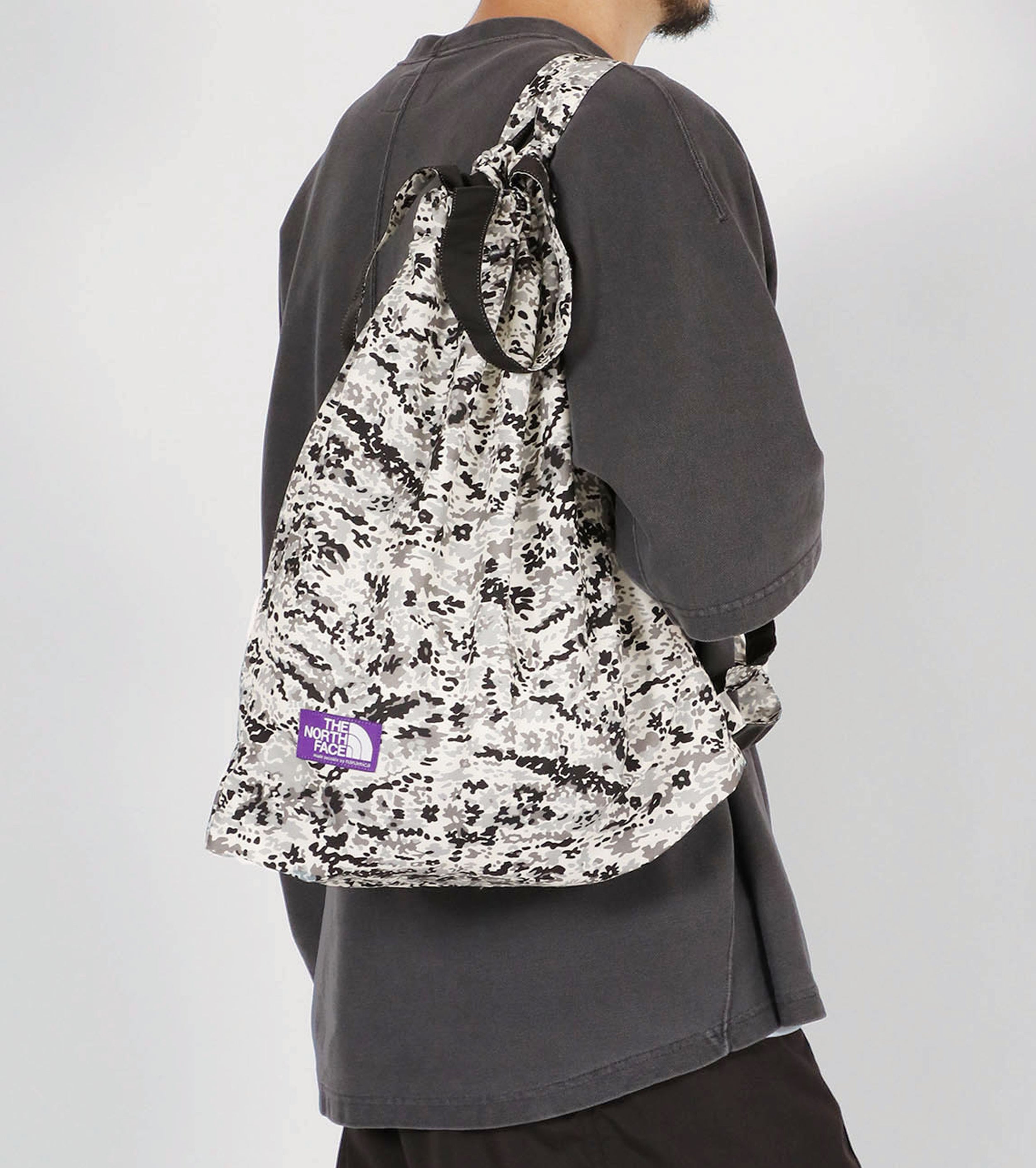 Flower Printed Field Tote, Flower Camouflage