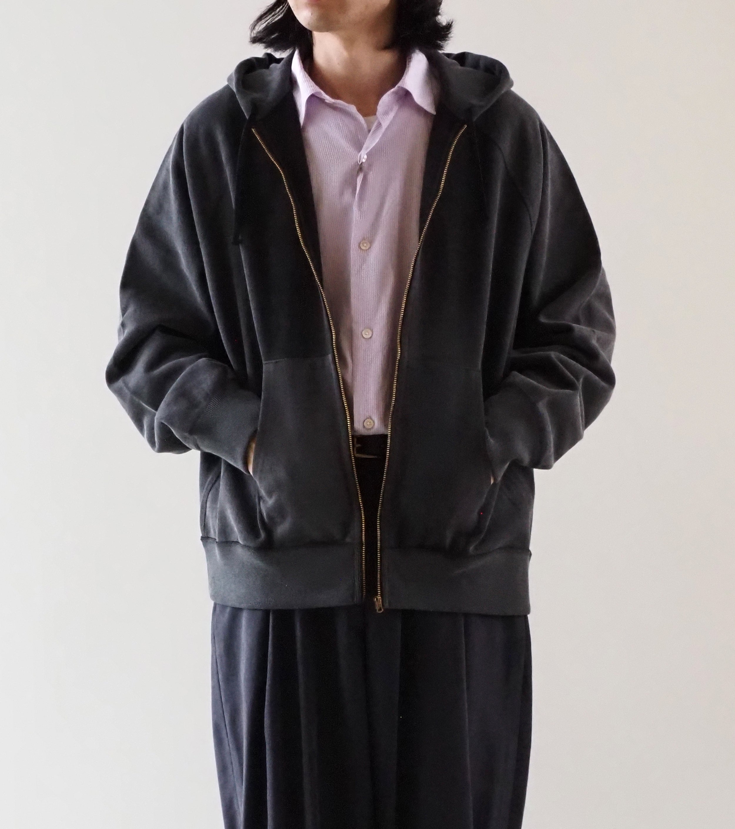 MAATEE＆SONS ジップ パーカ , Fade Black – Navyblue