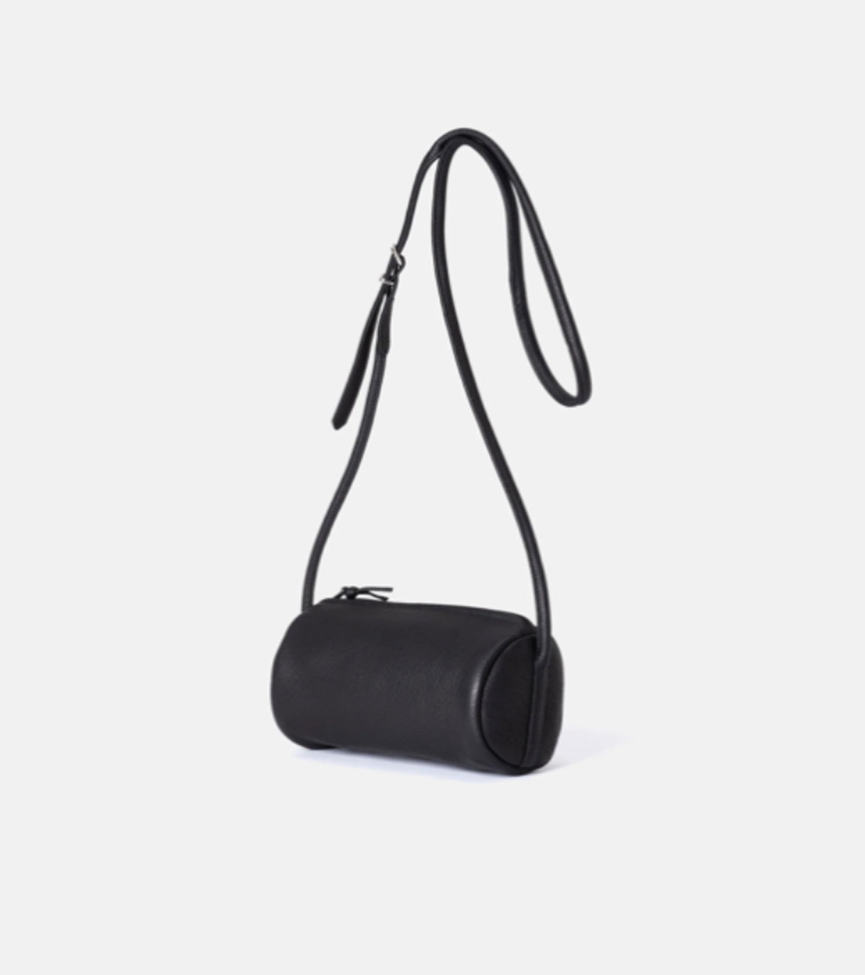 Aeta CYLINDER SHOULDER , Black