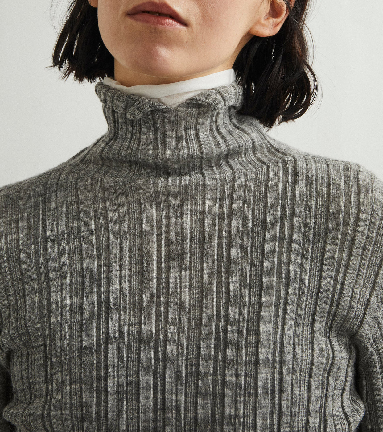 Unfil royal baby alpaca random ribbed-knit high-neck sweater ,Melange Gray