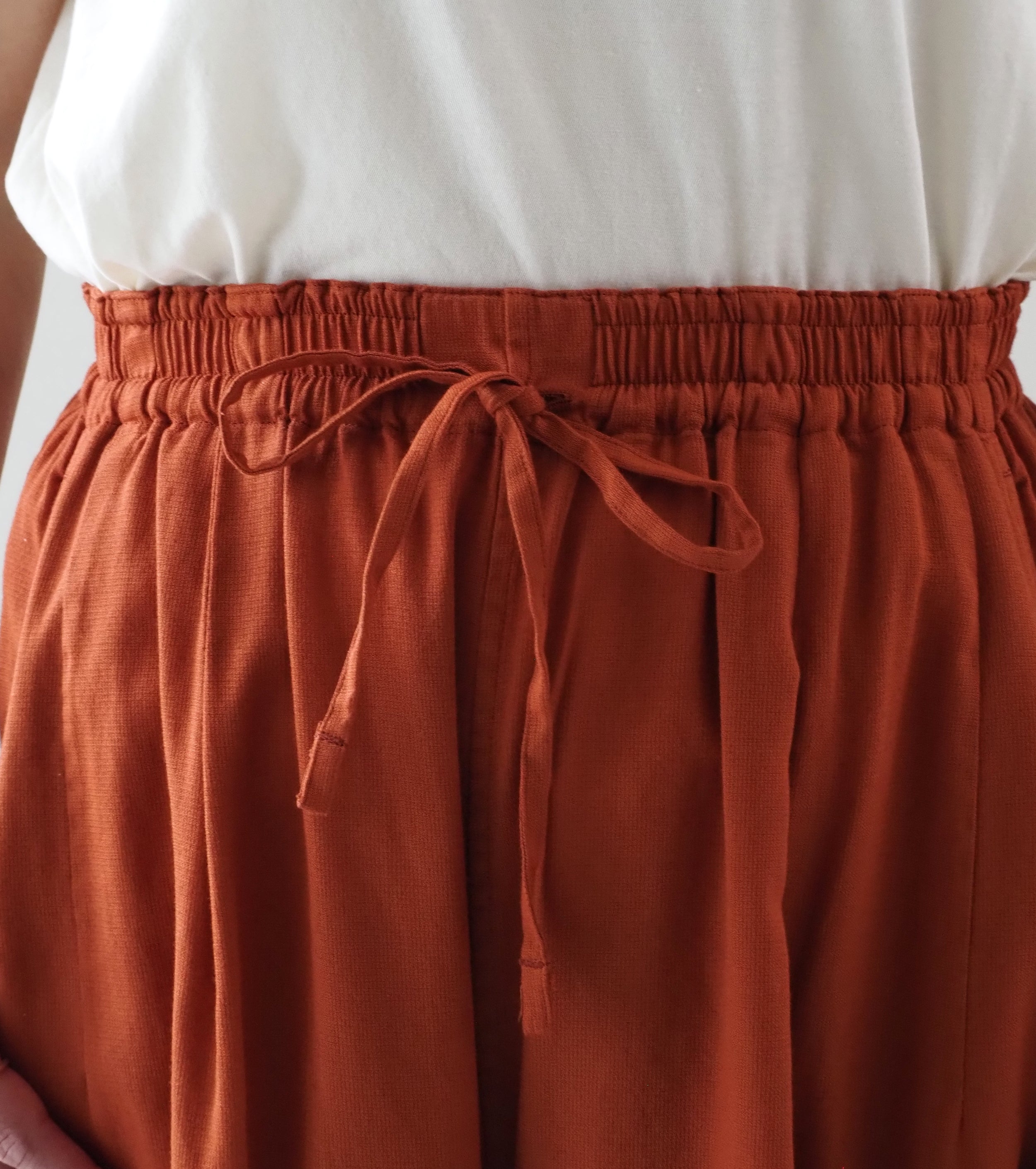 Unfil  Cotton Panama Drawstring Wide-Leg Pants, Brick Red