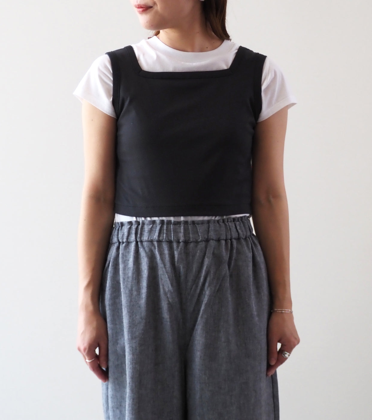 blurhms LYOCELL-COTTON RIB SQUARE TANKTOP , Ink Black