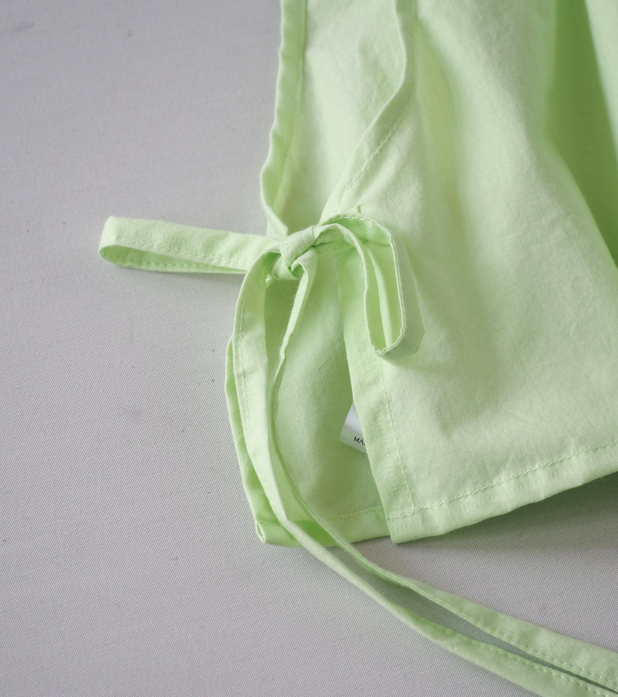 Yarmo Cropped Tabard Cambric , Lime