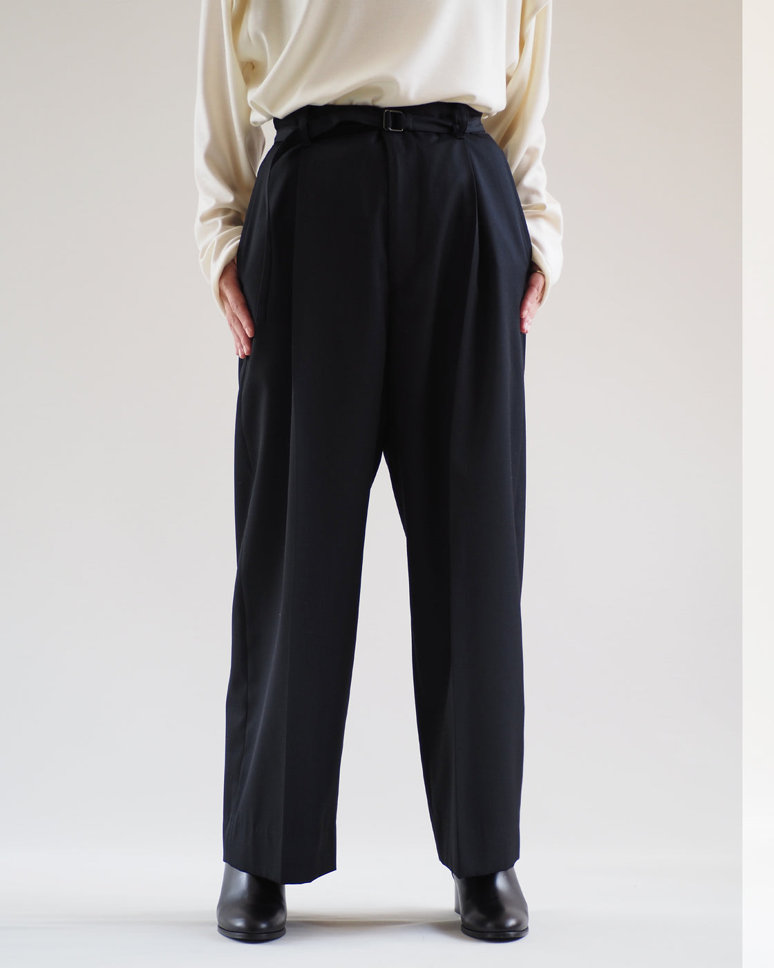 Wool Gabardine Belted Slacks, Black Navy