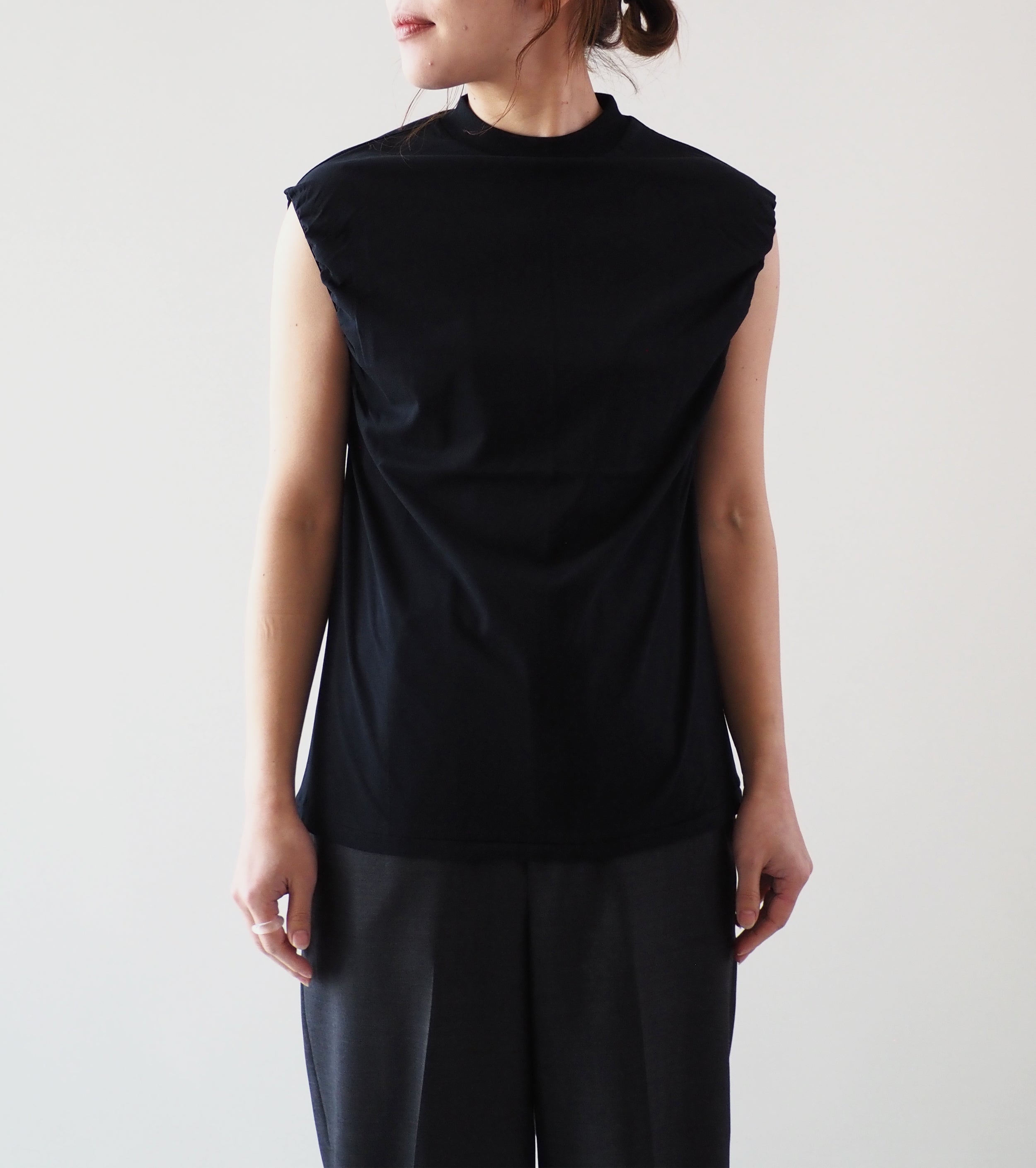 ALWEL スリーブレス モックネック トップ, Black – Navyblue