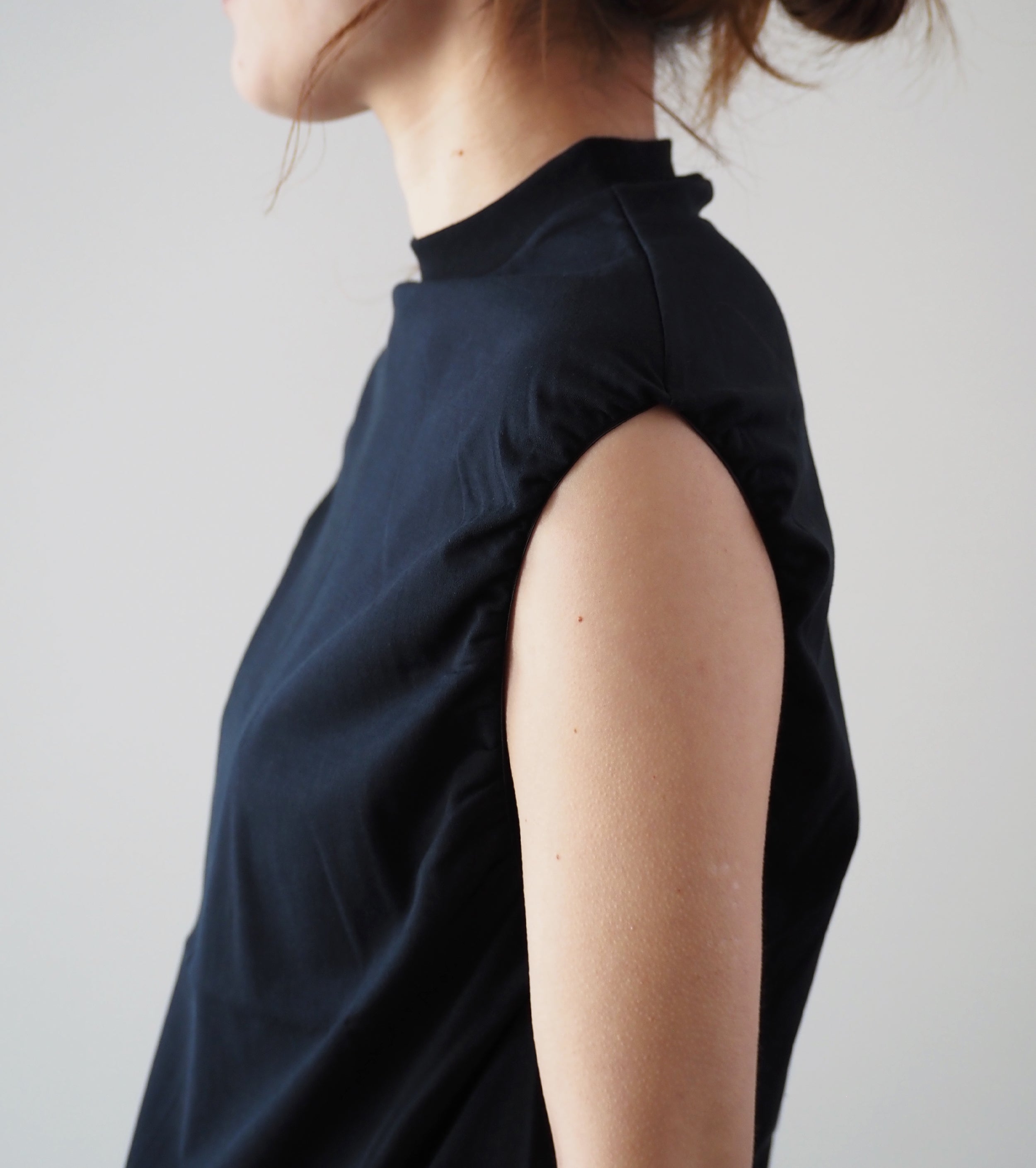 ALWEL Sleeveless Mock Neck Top, Black