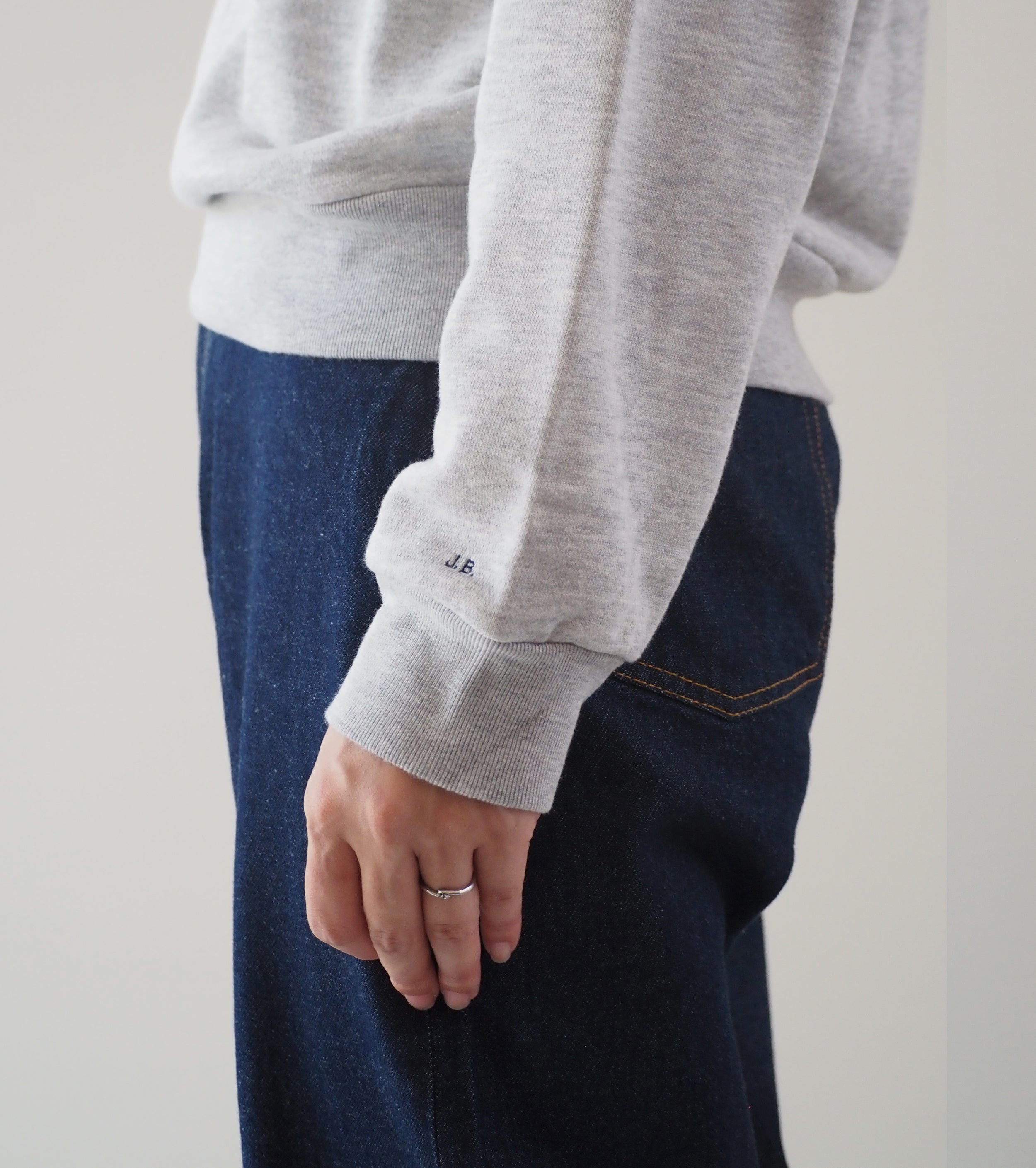 J.B. ATTIRE NEW YORK SWEAT SHIRT , L.Gray