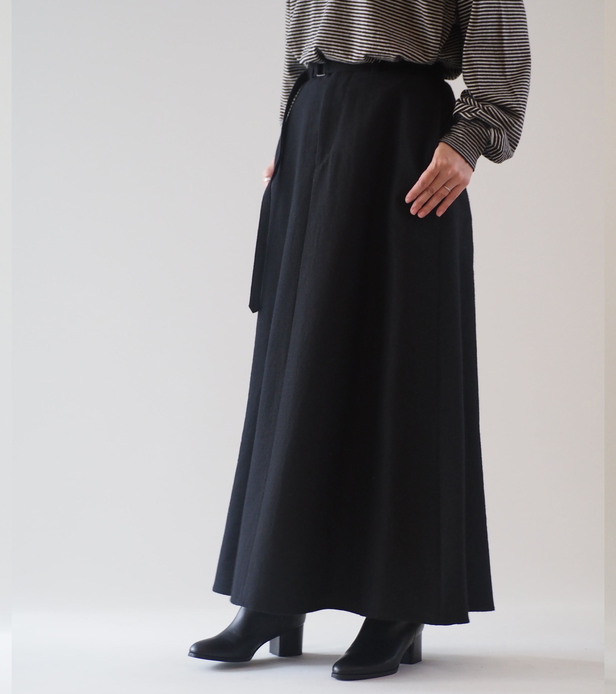 blurhms Wool Napping Belted Skirt, Black