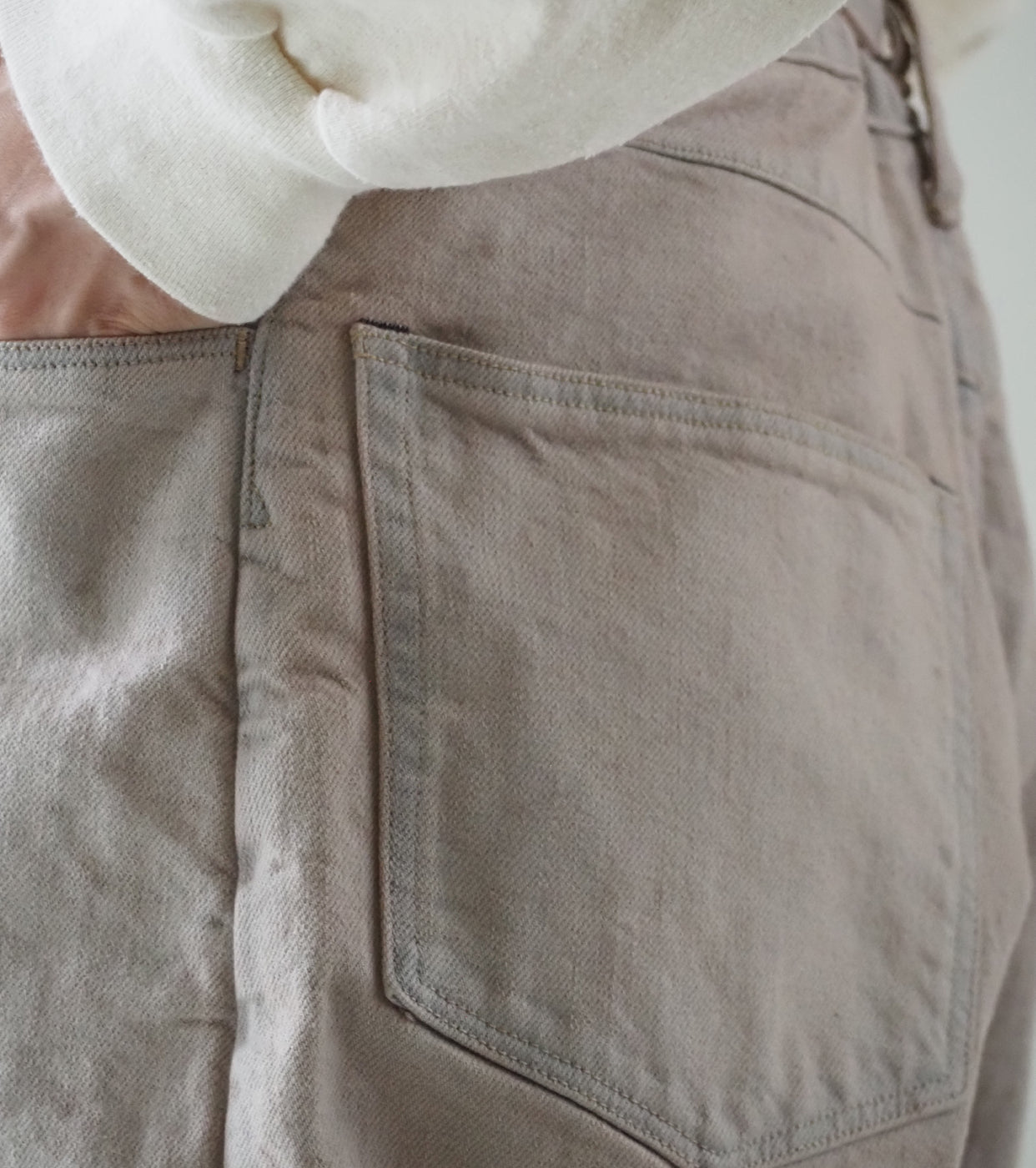 blurhms 12.9oz Denim Narrow Belted Pants, Rose Over Dye