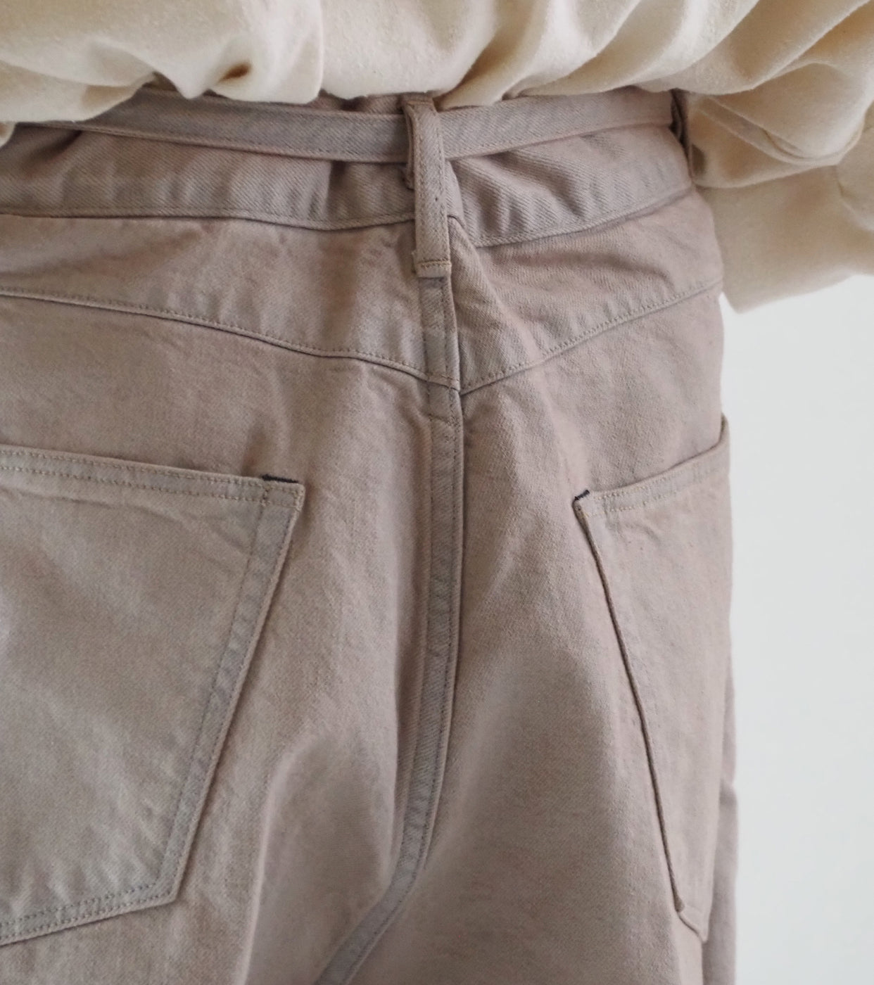 blurhms 12.9oz Denim Narrow Belted Pants, Rose Over Dye