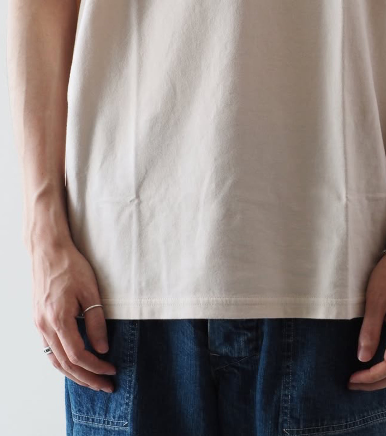 Yonetomi NEW BASIC GARMENT DYED T-SHIRT , Ivory