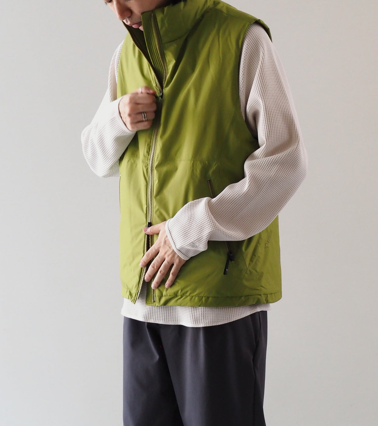 Goldwin Windstopper by GORE-TEX Labs Puffy Vest <UNISEX>,  Sencha Green