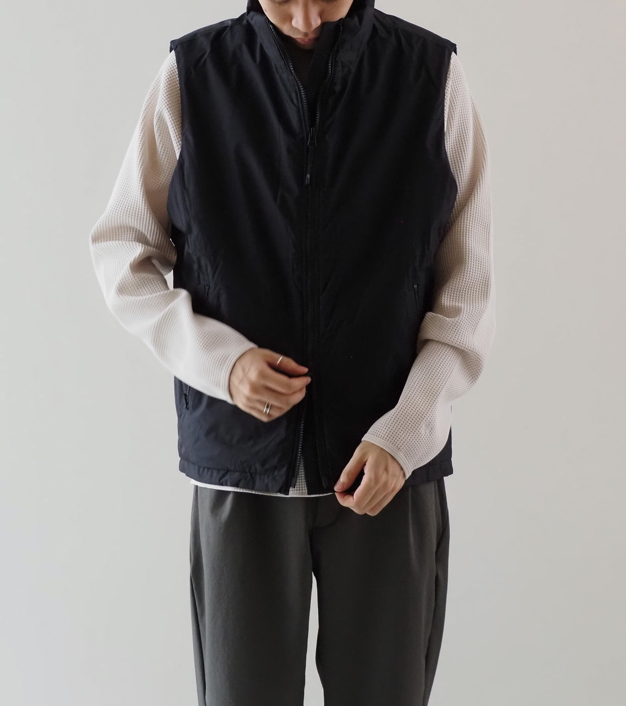 Goldwin Windstopper by GORE-TEX Labs Puffy Vest <UNISEX>,   Black