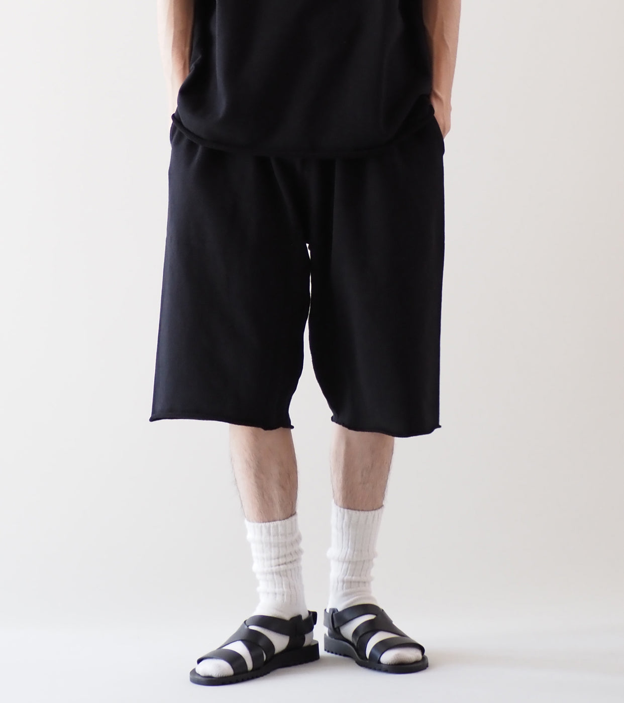 COMOLI LW Cotton French Terry Short Pants, Black