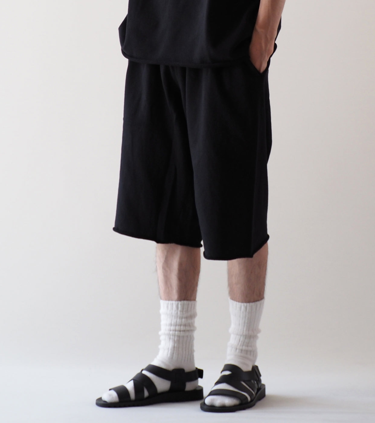 COMOLI LW Cotton French Terry Short Pants, Black
